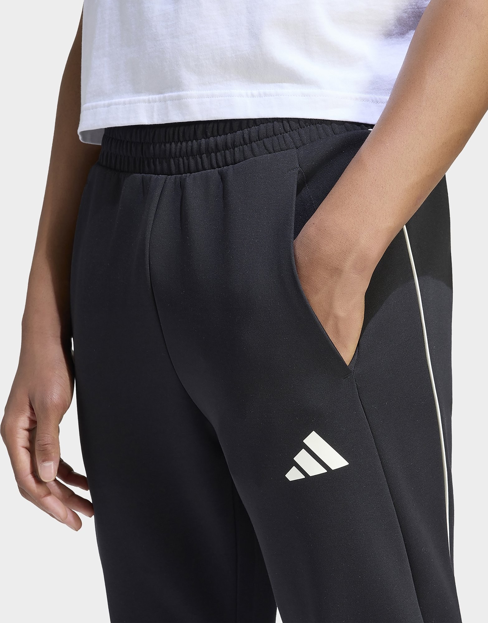 adidas Stadium Hose, Kleines Logo