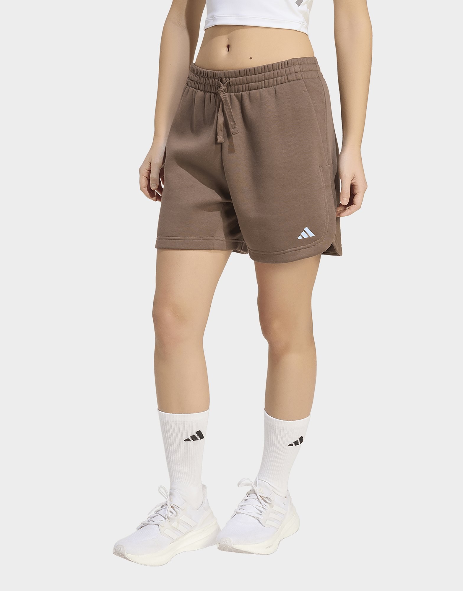 adidas 3-streifen Studio Fleece Shorts, Locker Geschnitten