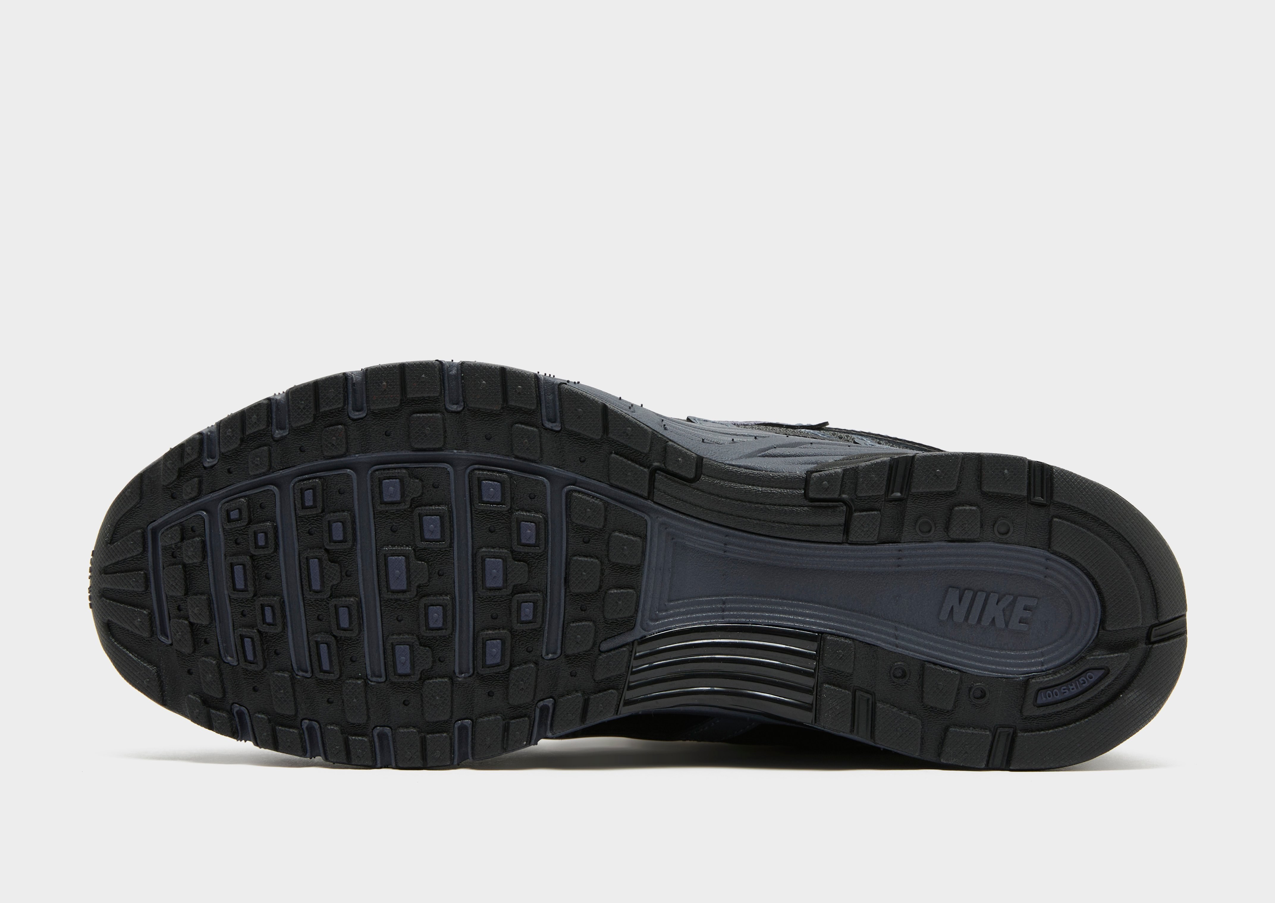 Nike P-6000