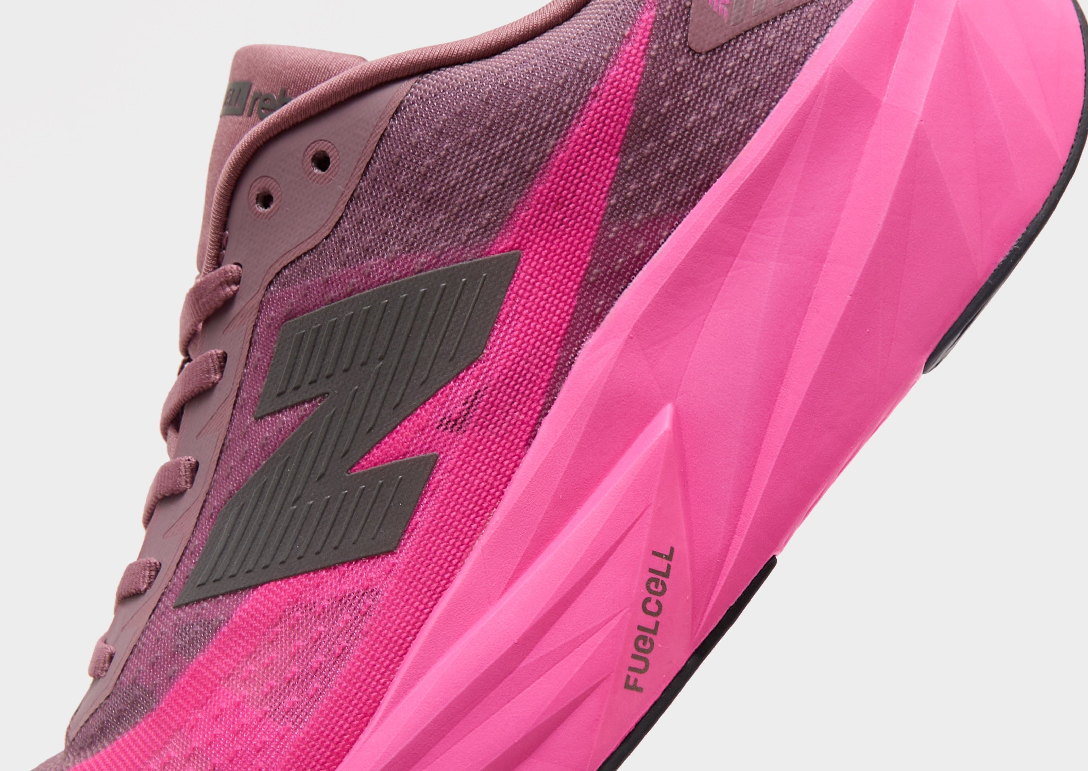 New Balance FuelCell Rebel v5