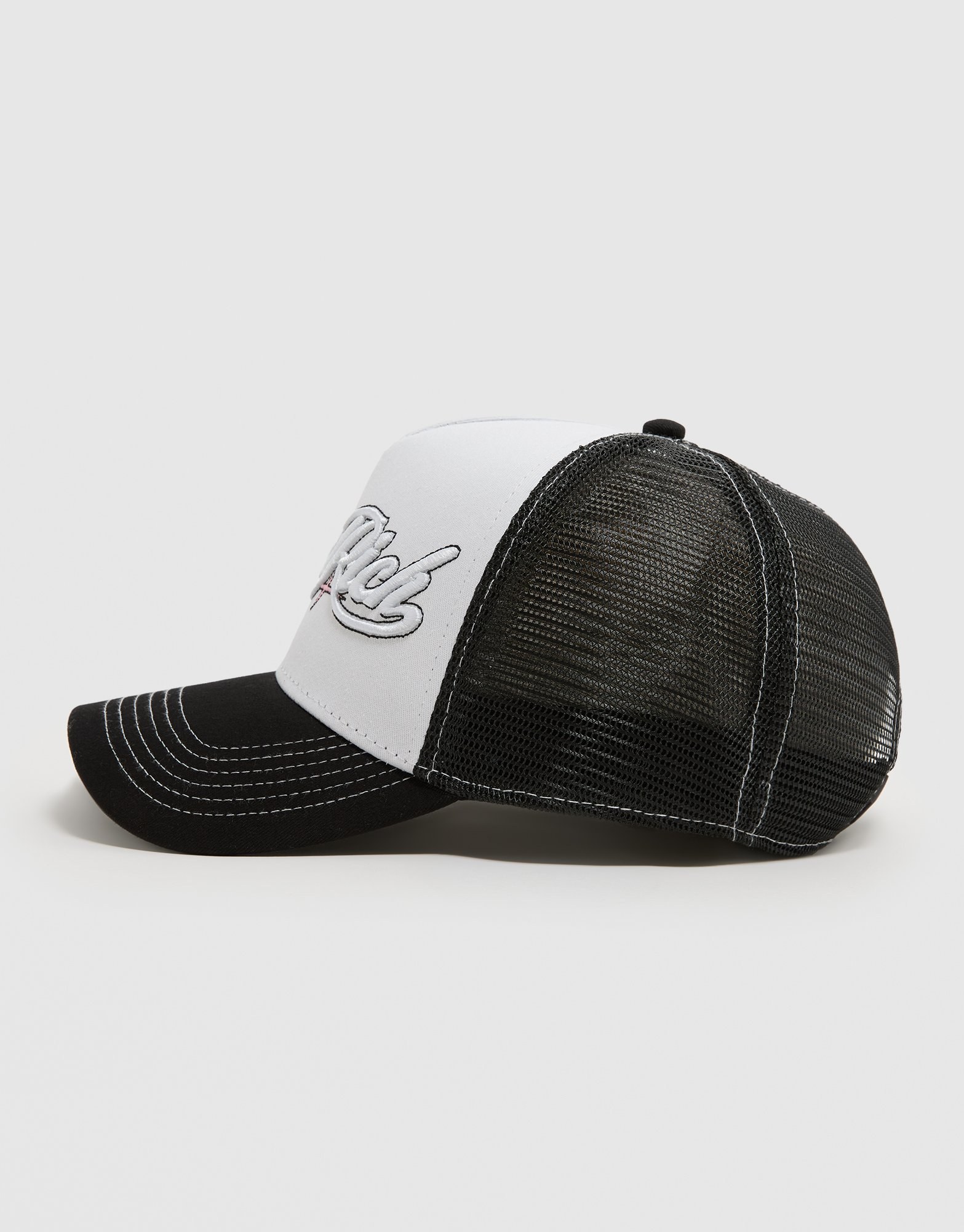 Hoodrich Fadez Trucker Cap