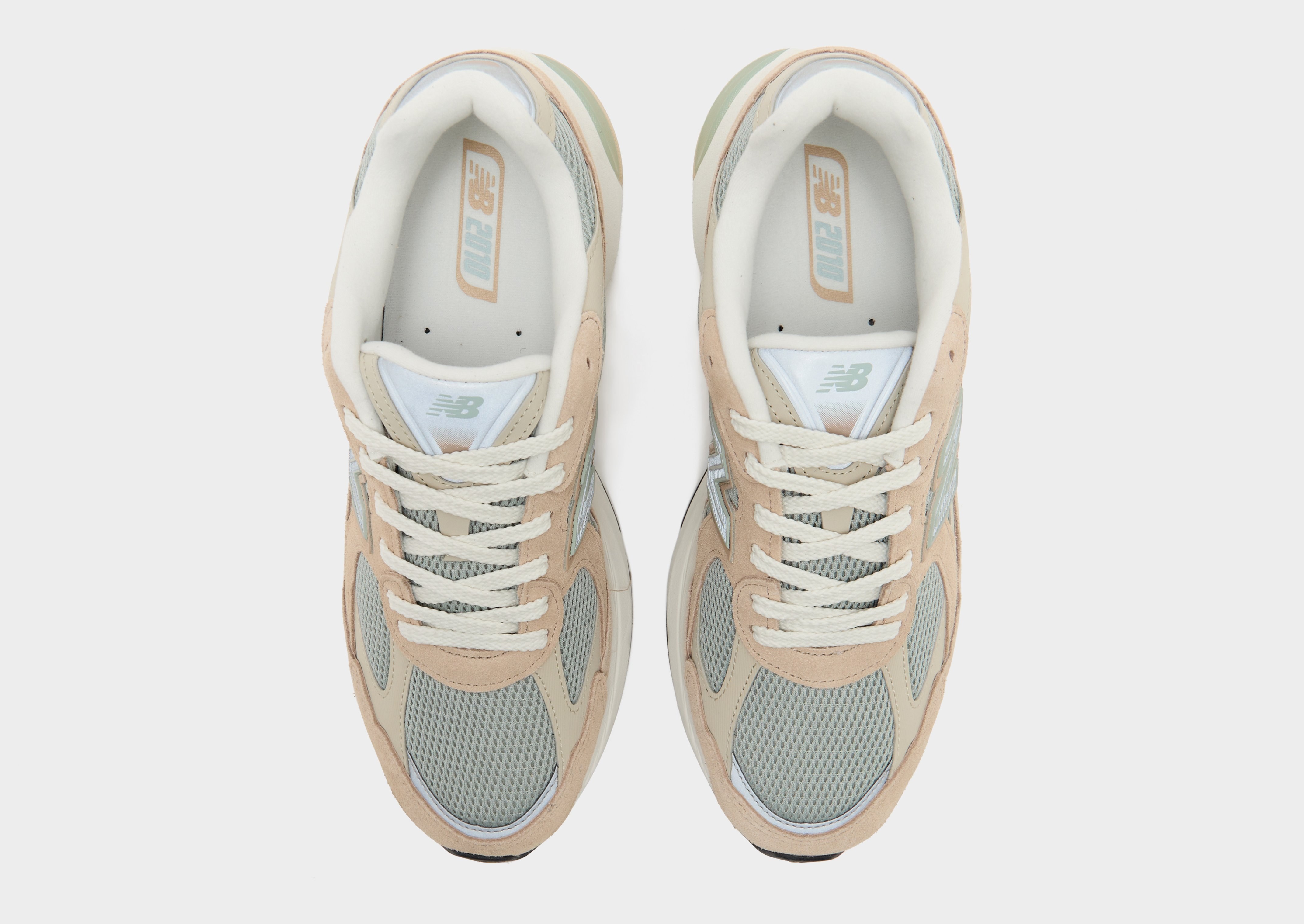 New Balance 2010