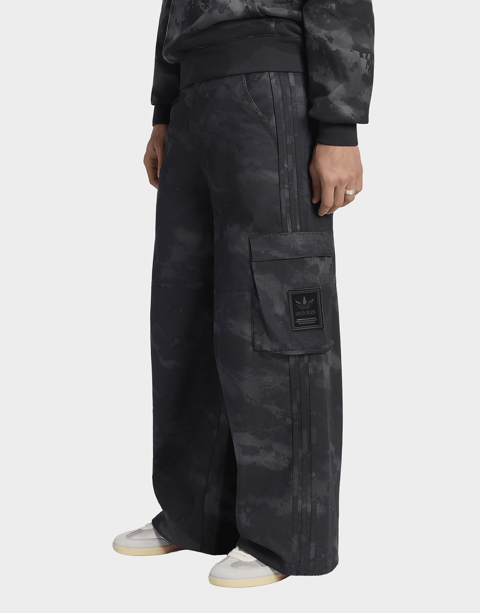 adidas Camo Hose