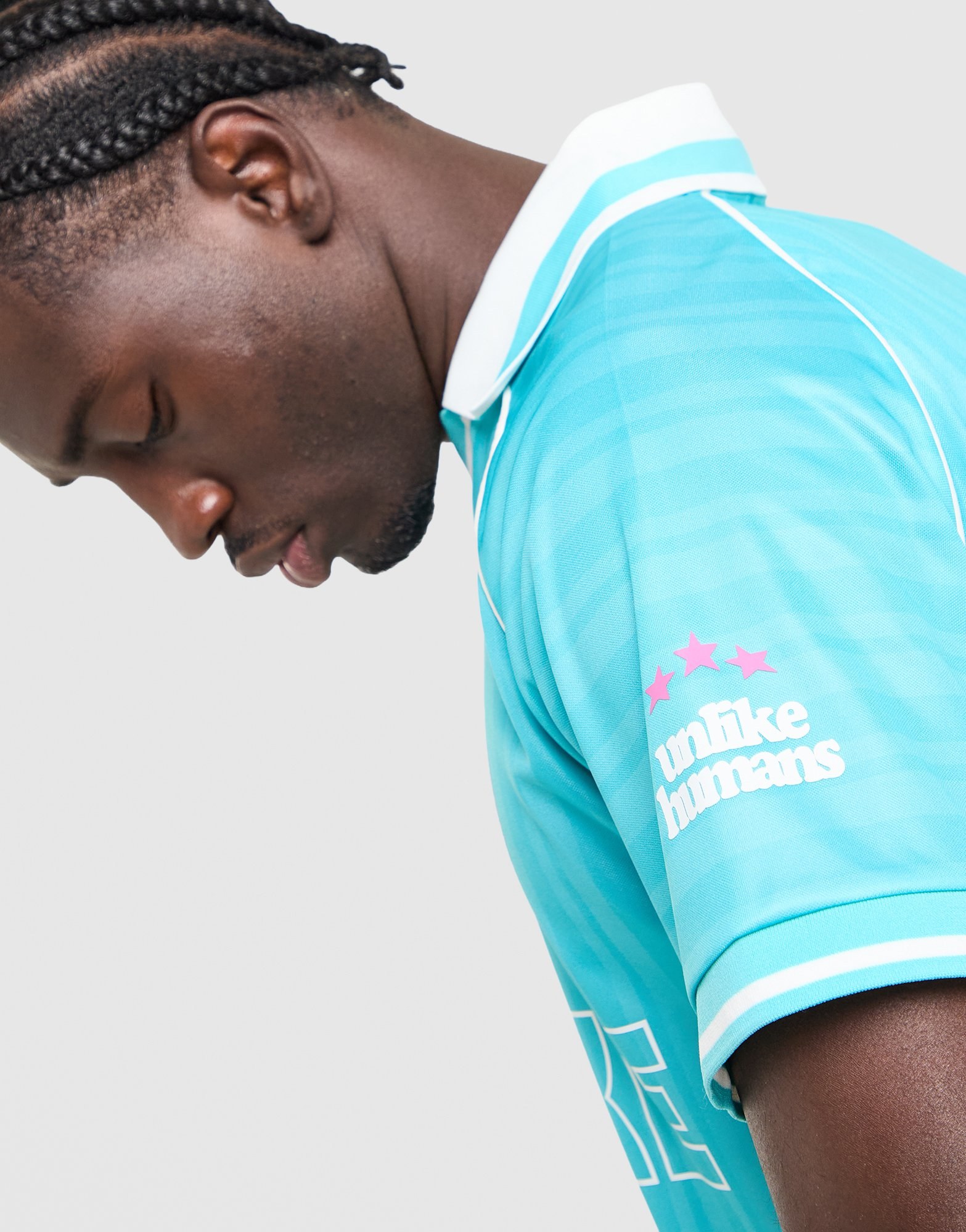 Unlike Humans Winner Fußball T-Shirt