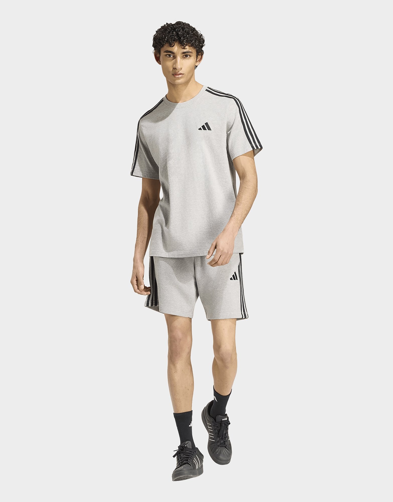 adidas Essentials 3-streifen T-shirt, Single Jersey, Branding