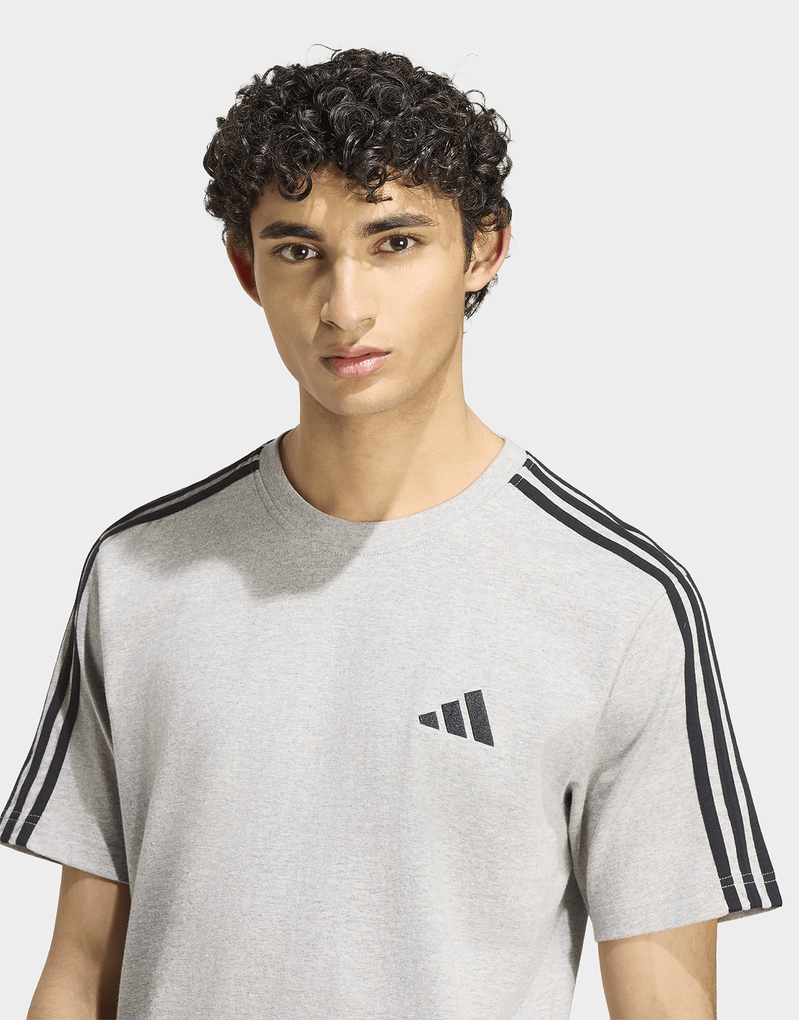 adidas Essentials 3-streifen T-shirt, Single Jersey, Branding
