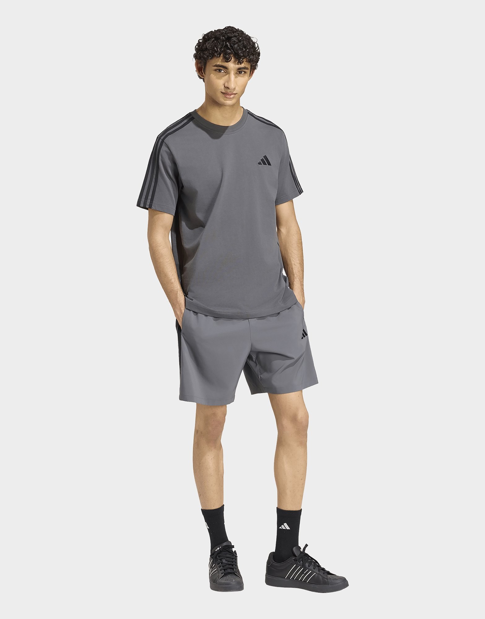 adidas Essentials 3-streifen Chelsea Lite Shorts, Gewebt