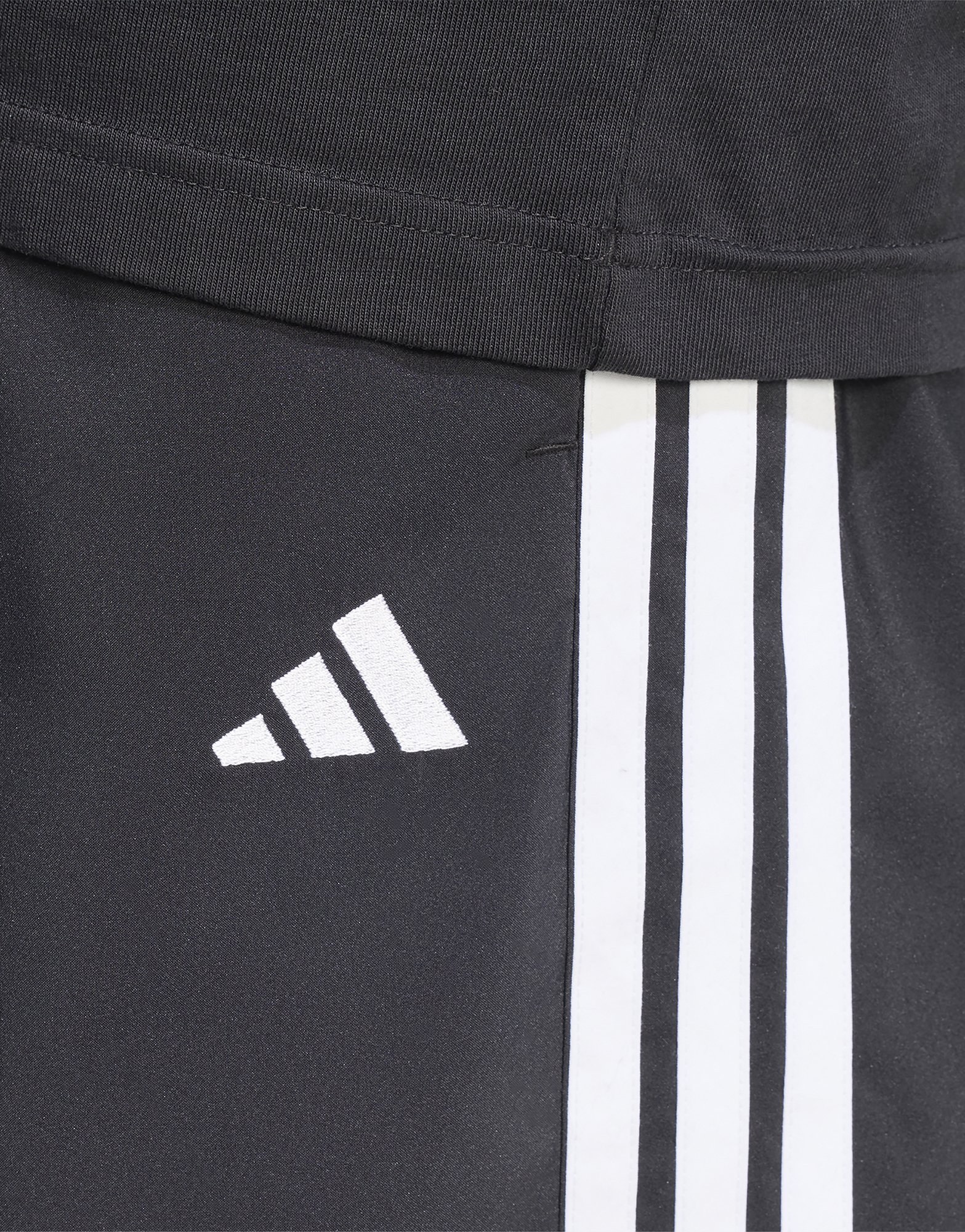 adidas Essentials 3-streifen Chelsea Lite Shorts, Gewebt