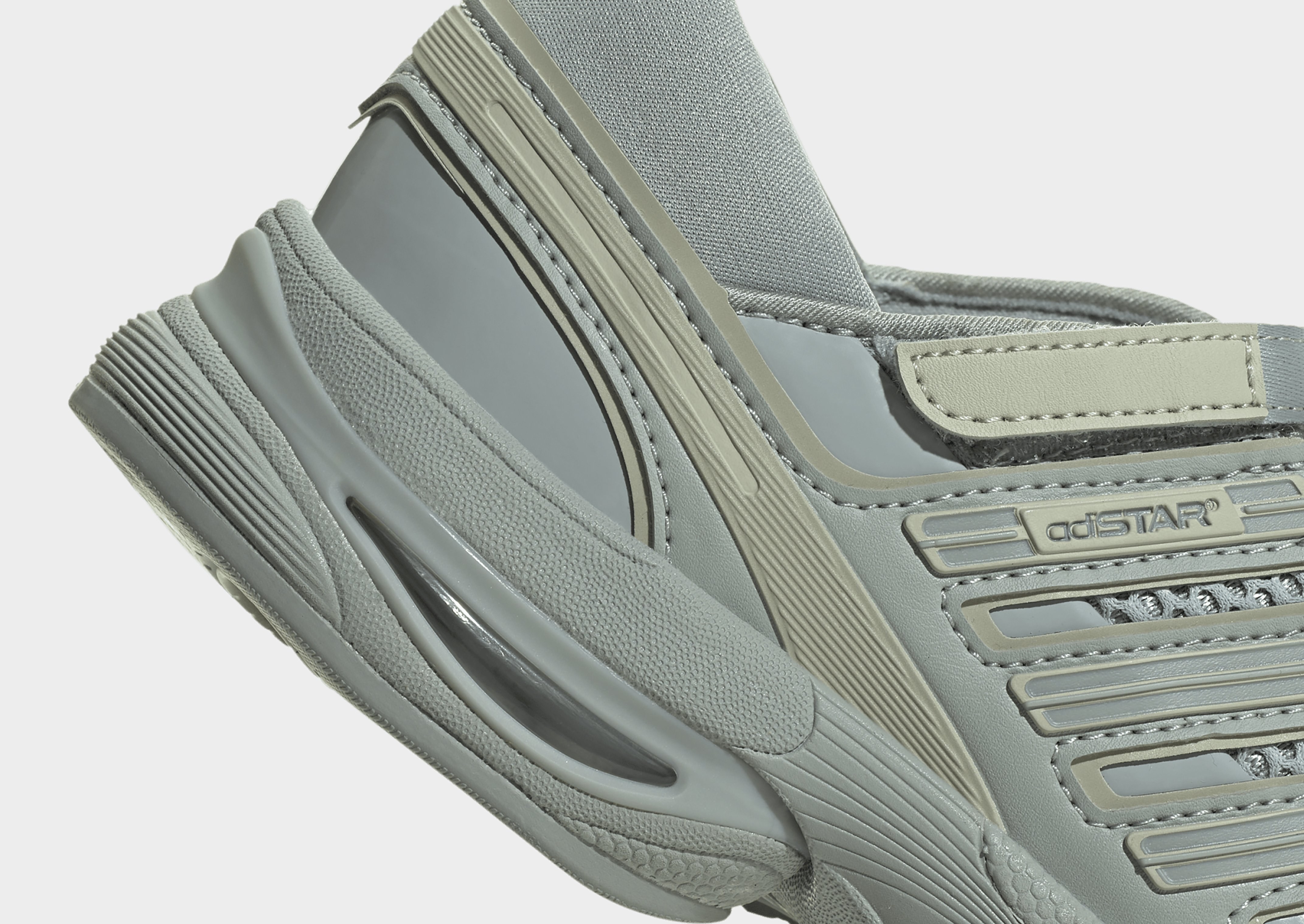 adidas Adistar Control 5 Mj Schuh