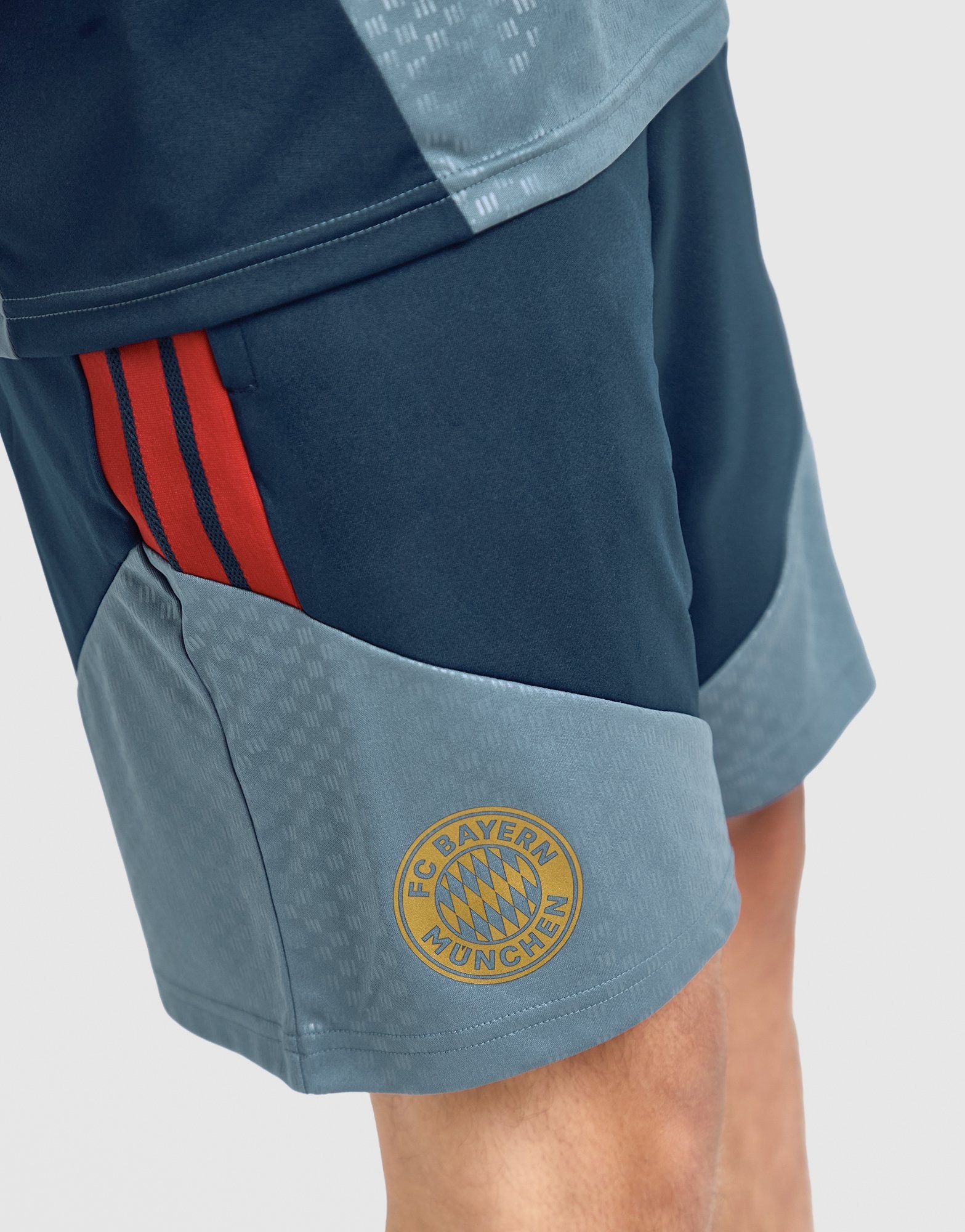 adidas FC Bayern Munich 2026/27 Training Shorts