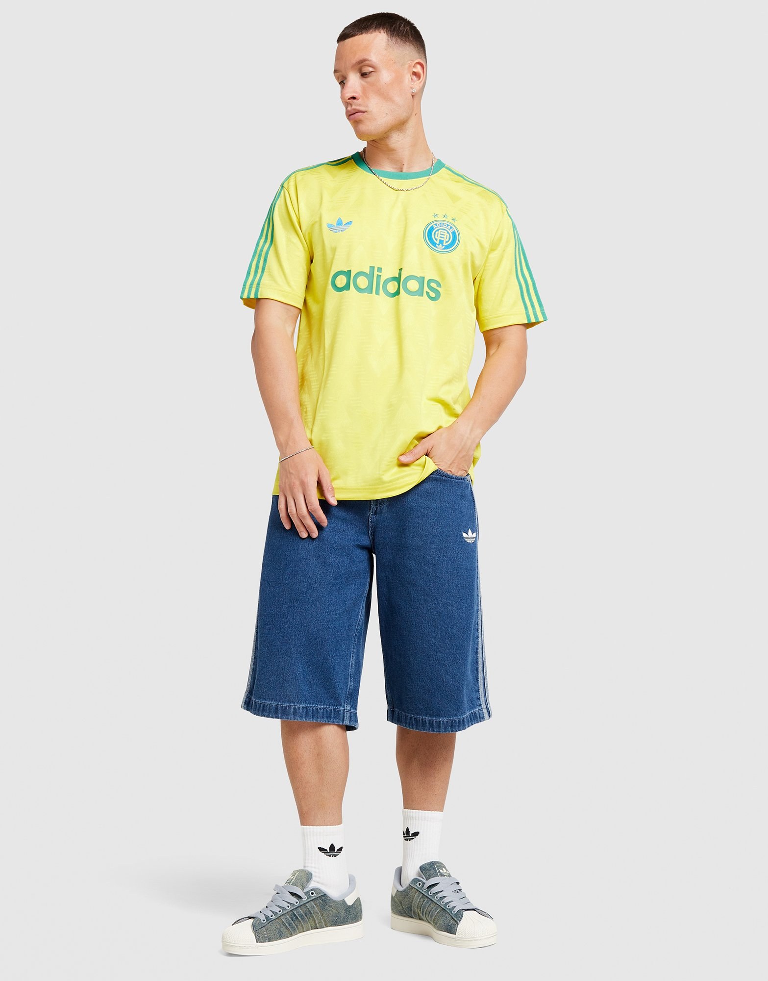 adidas Originals Allover-Print T-Shirt