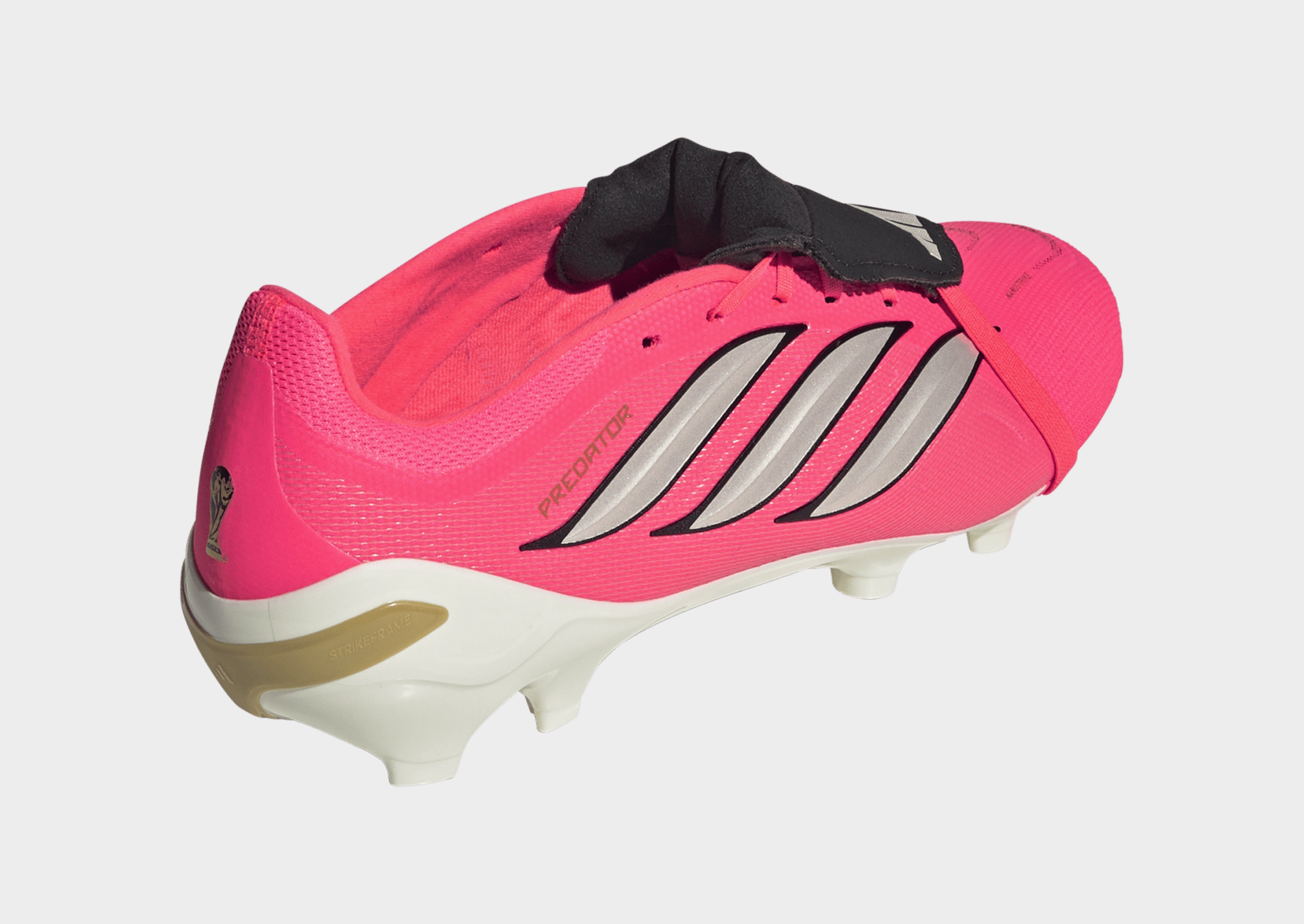 adidas Predator League Fußballschuh, Feste Böden, Umschlagbare Zunge
