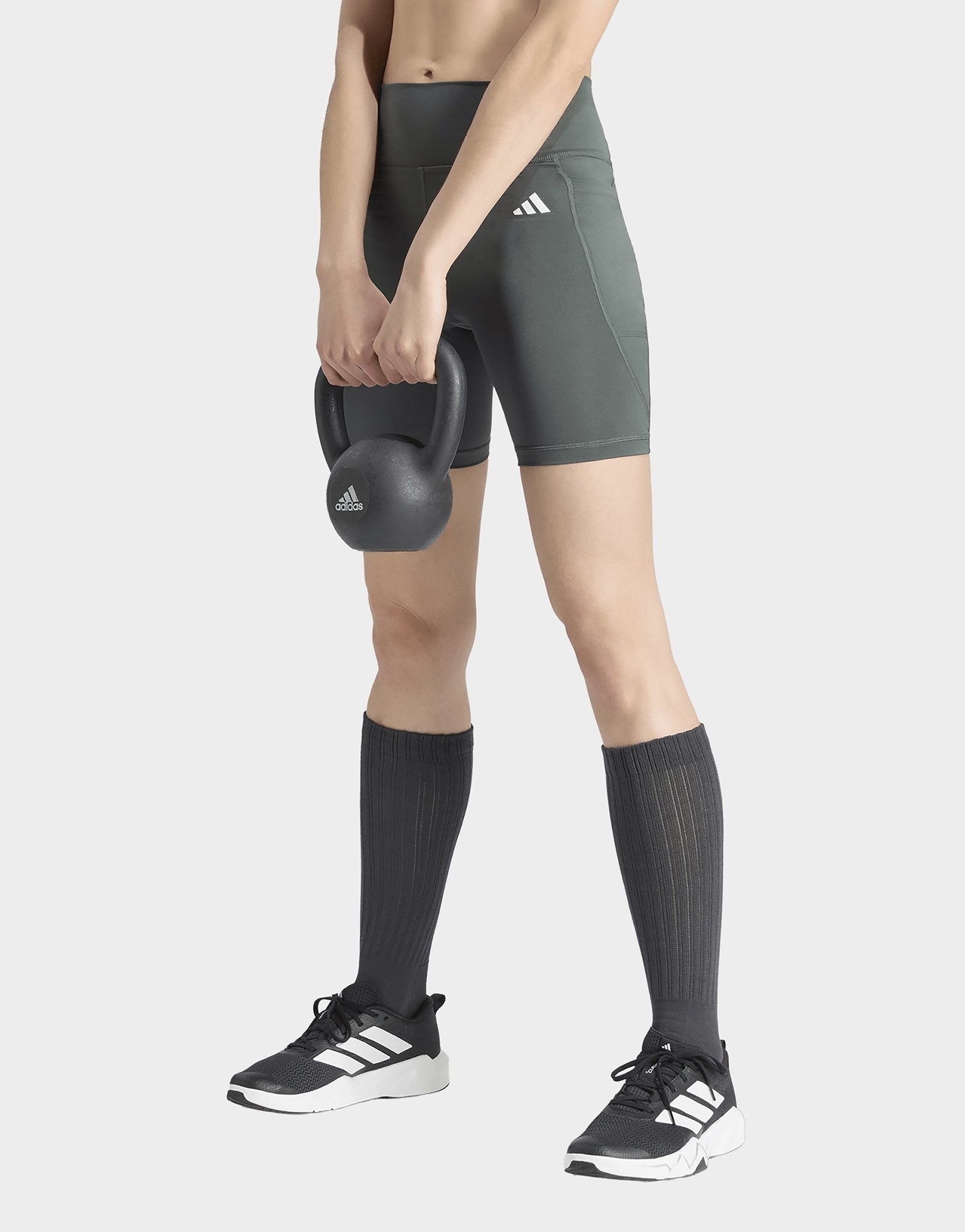adidas Optimé Essentials Kurze Leggings Mit Tasche, 18 Cm