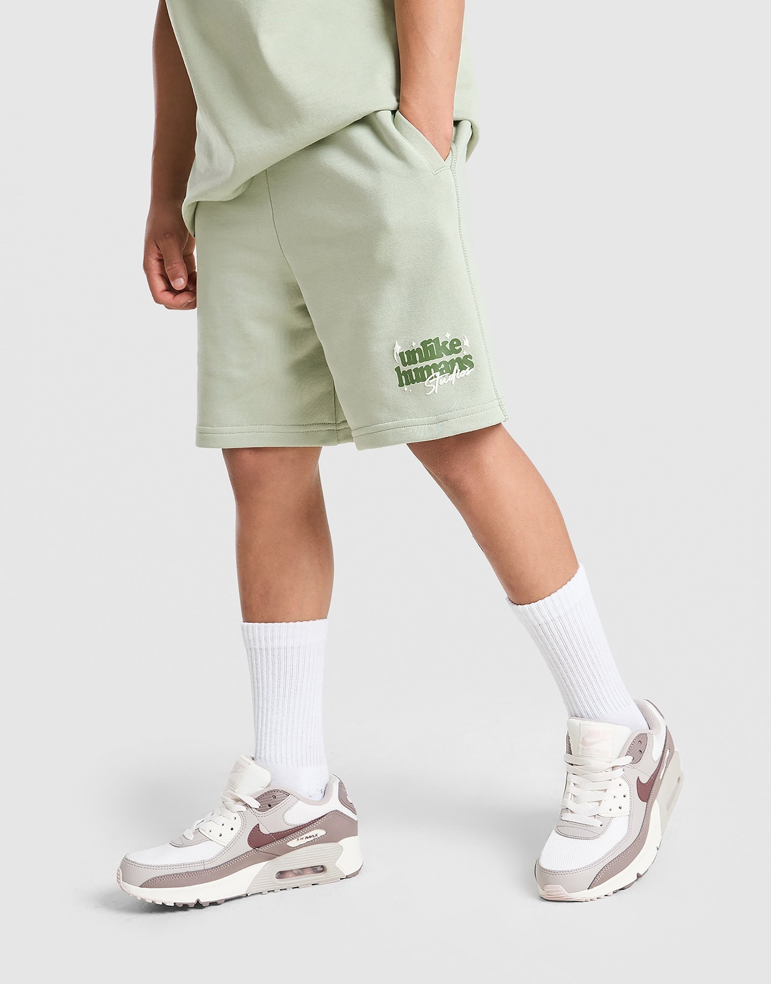 Unlike Humans Crafted Shorts Kinder