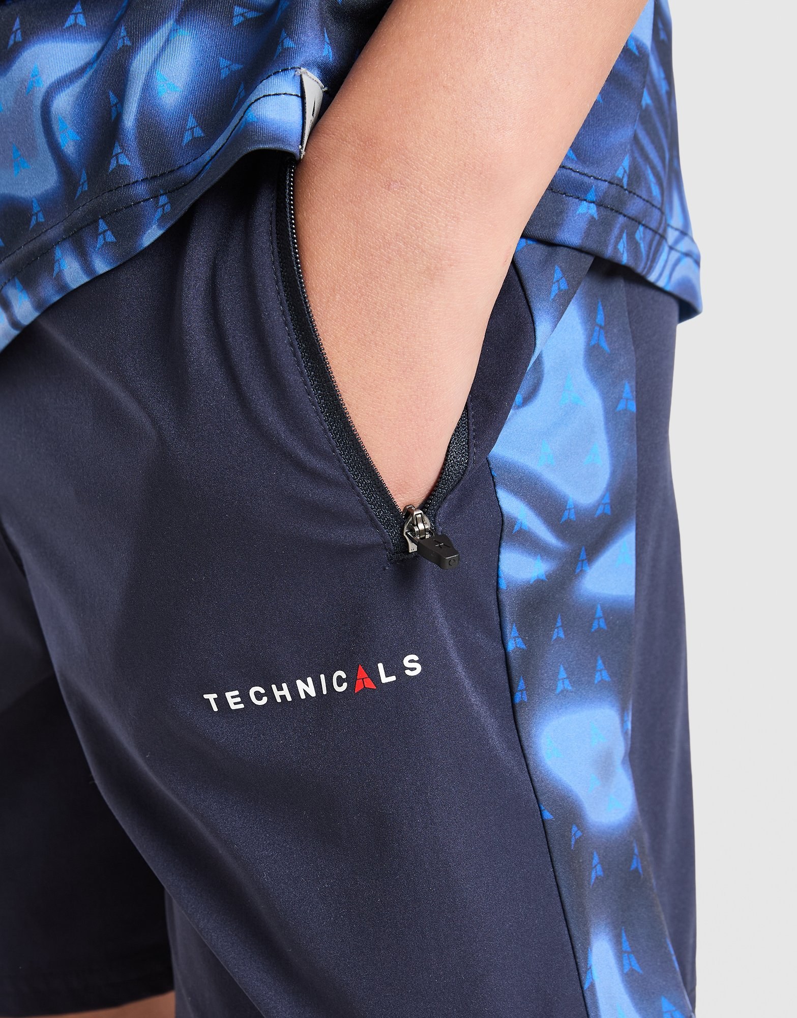 Technicals Fells Shorts Junior