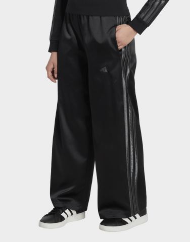 adidas Satinhose, Weites Bein