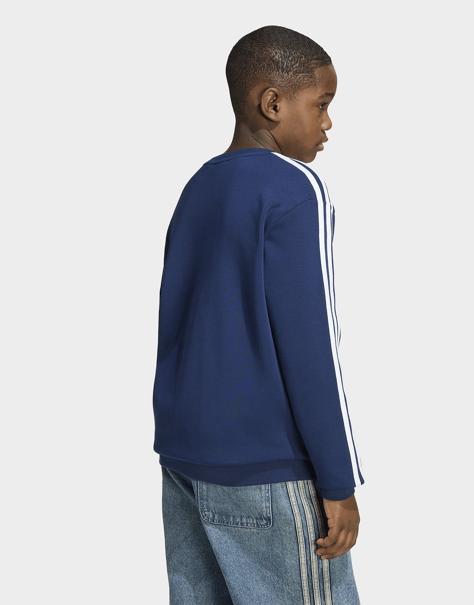 adidas LOCKERES 3-STREIFEN RUNDHALS-Sweatshirt