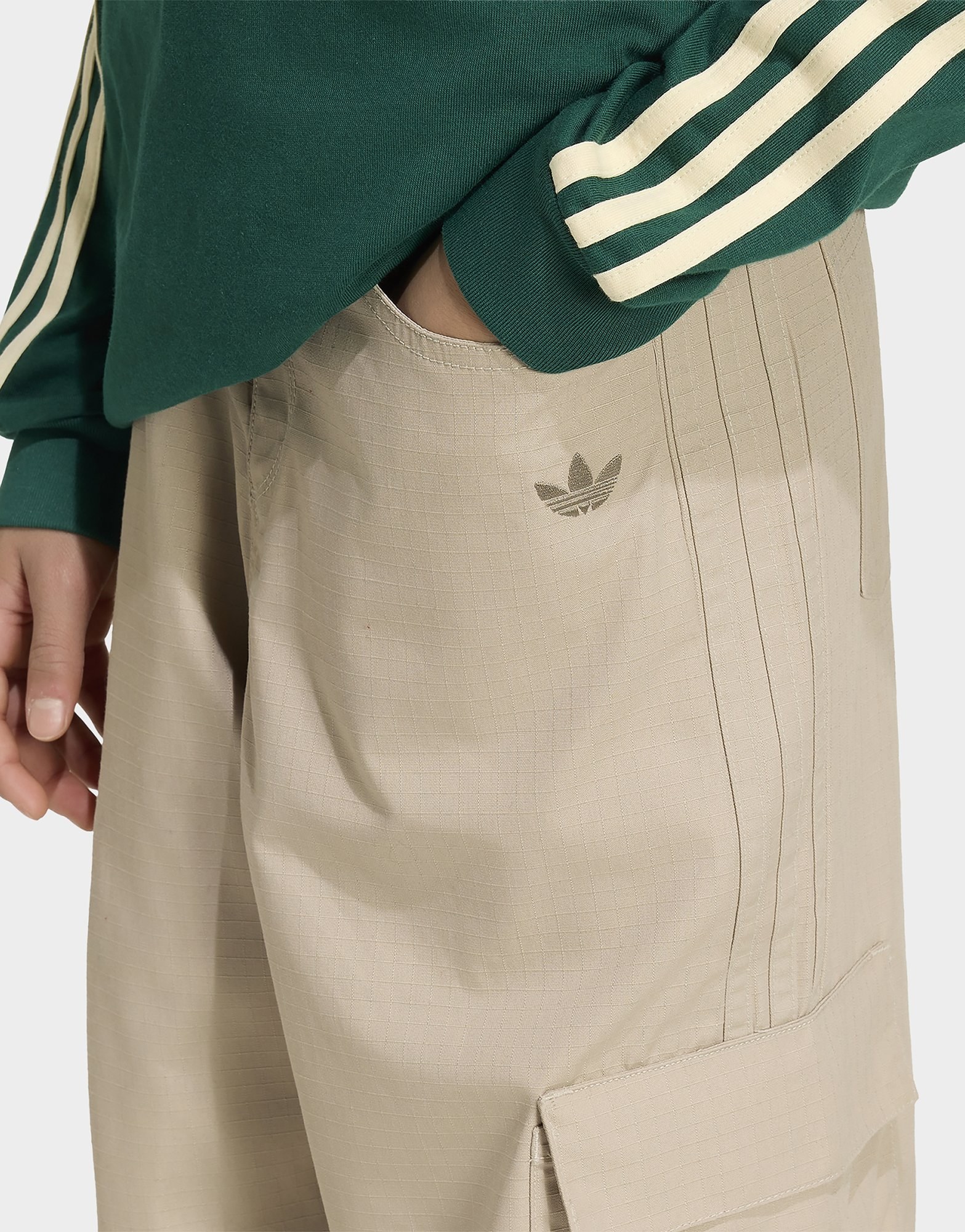 adidas Cargohose, Oversize, Ripstop
