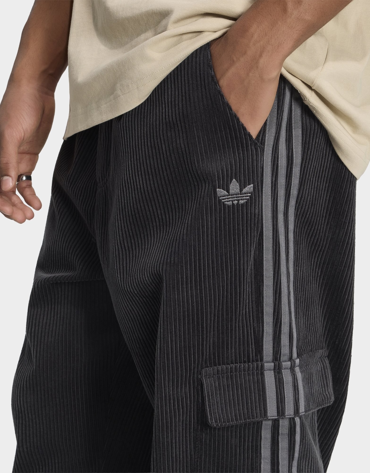 adidas Adicolor Cargohose Cord