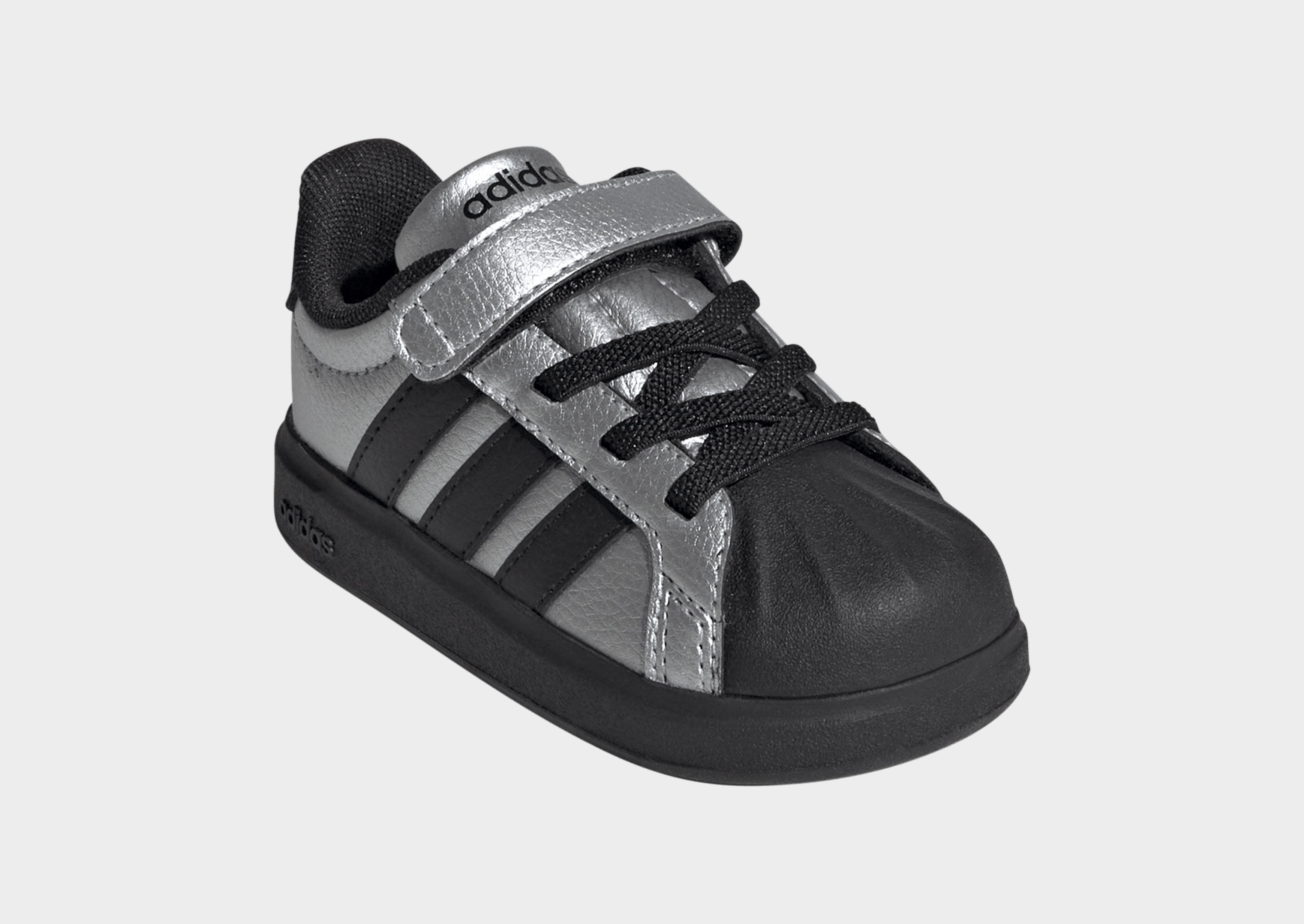 adidas Streettalk