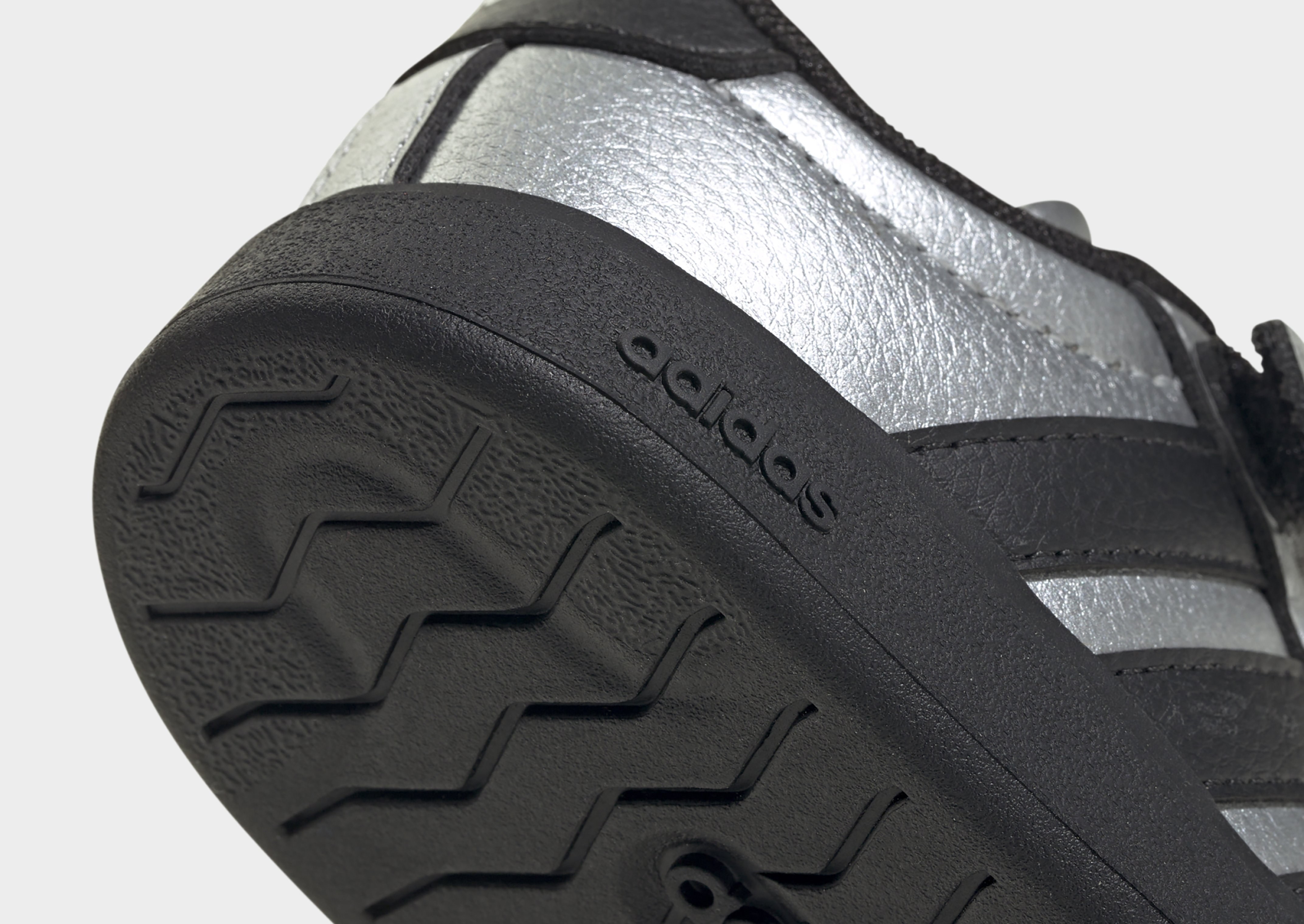 adidas Streettalk