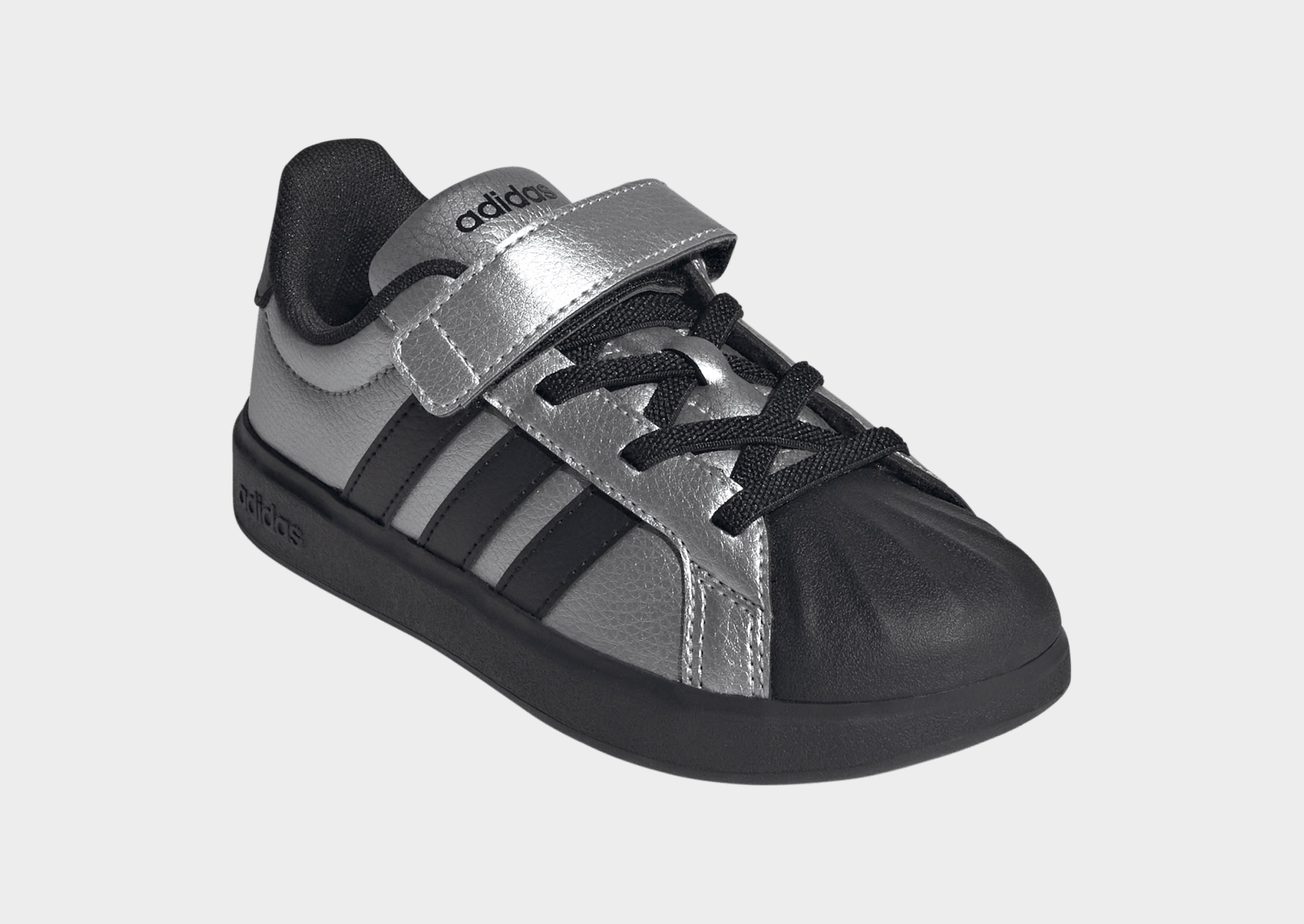adidas Streettalk