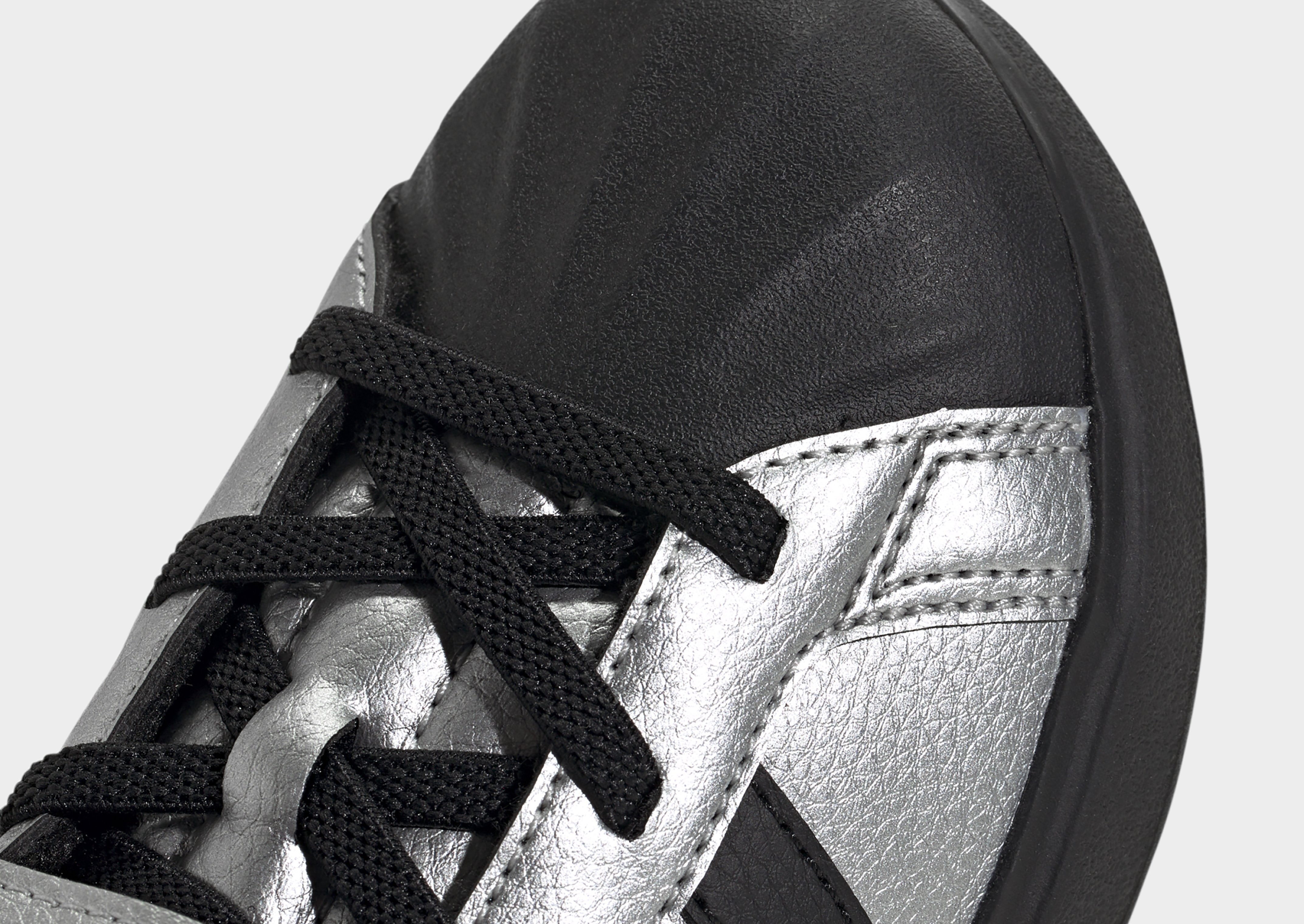 adidas Streettalk