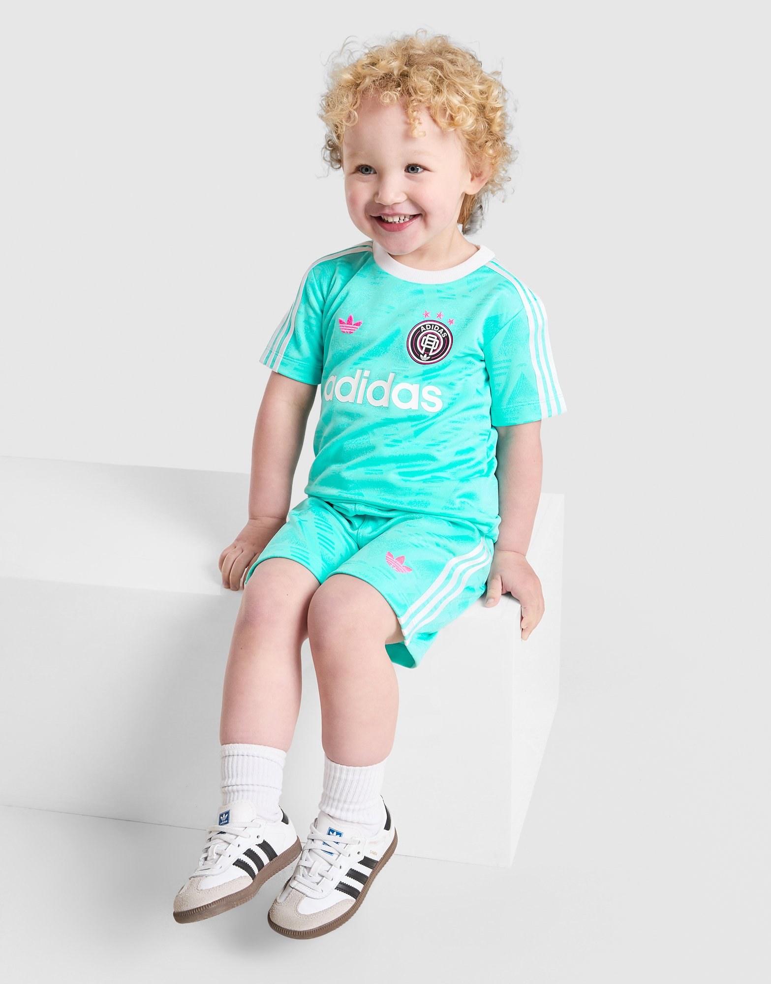 adidas Originals Football T-Shirt/Shorts Set Infant
