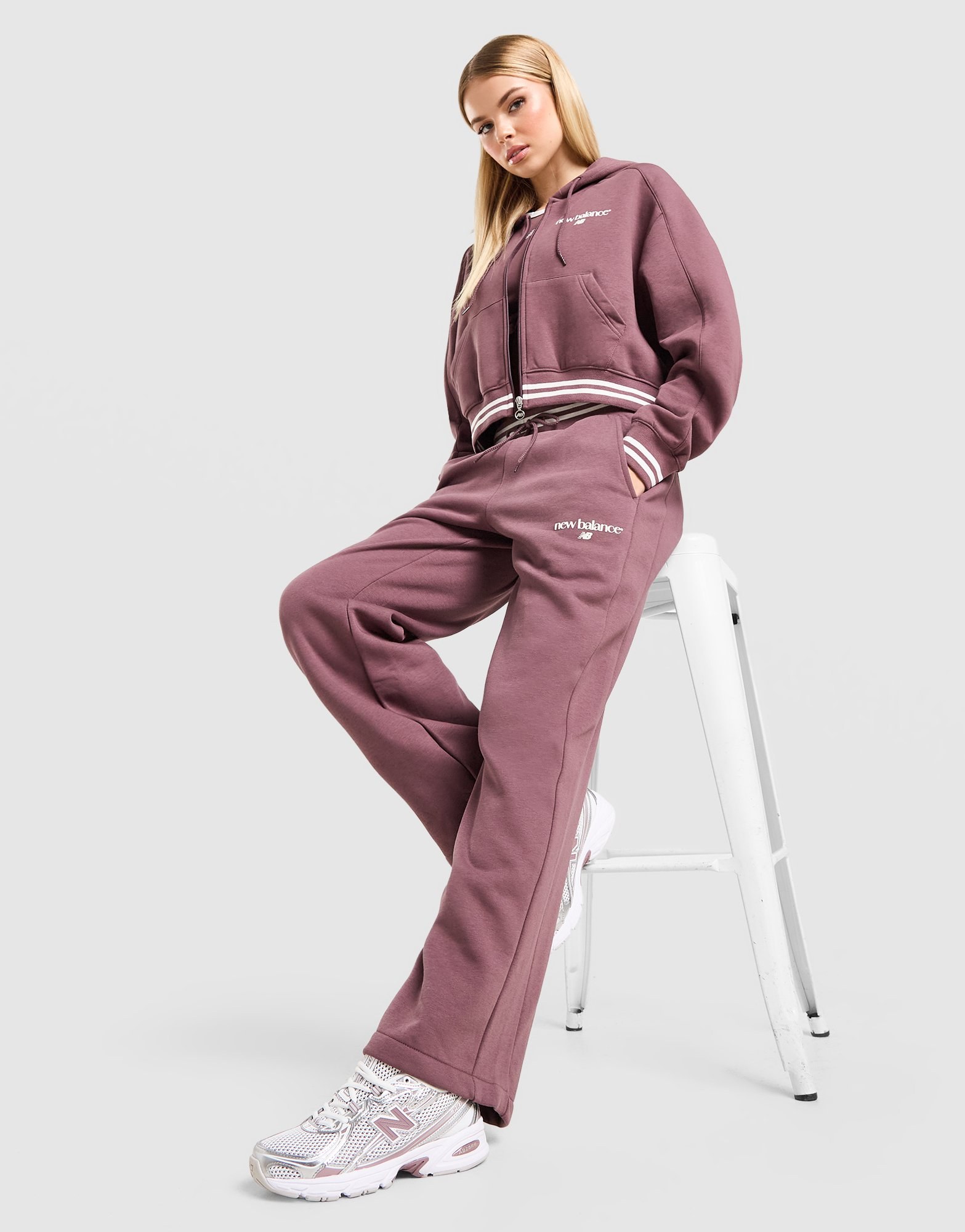 New Balance Ribbed Wide Leg Jogginghose