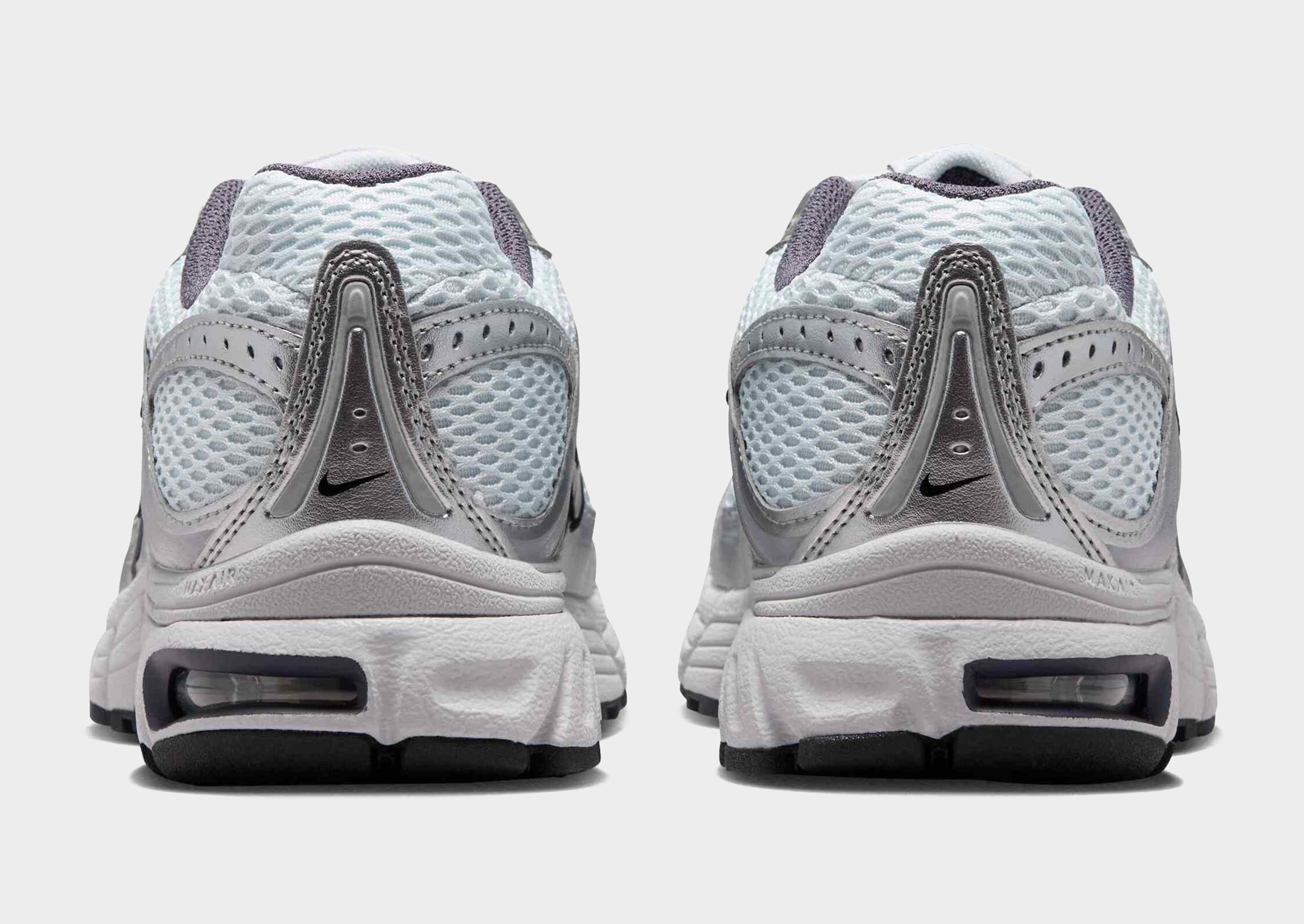 Nike WOMEN'S SHOES WITH