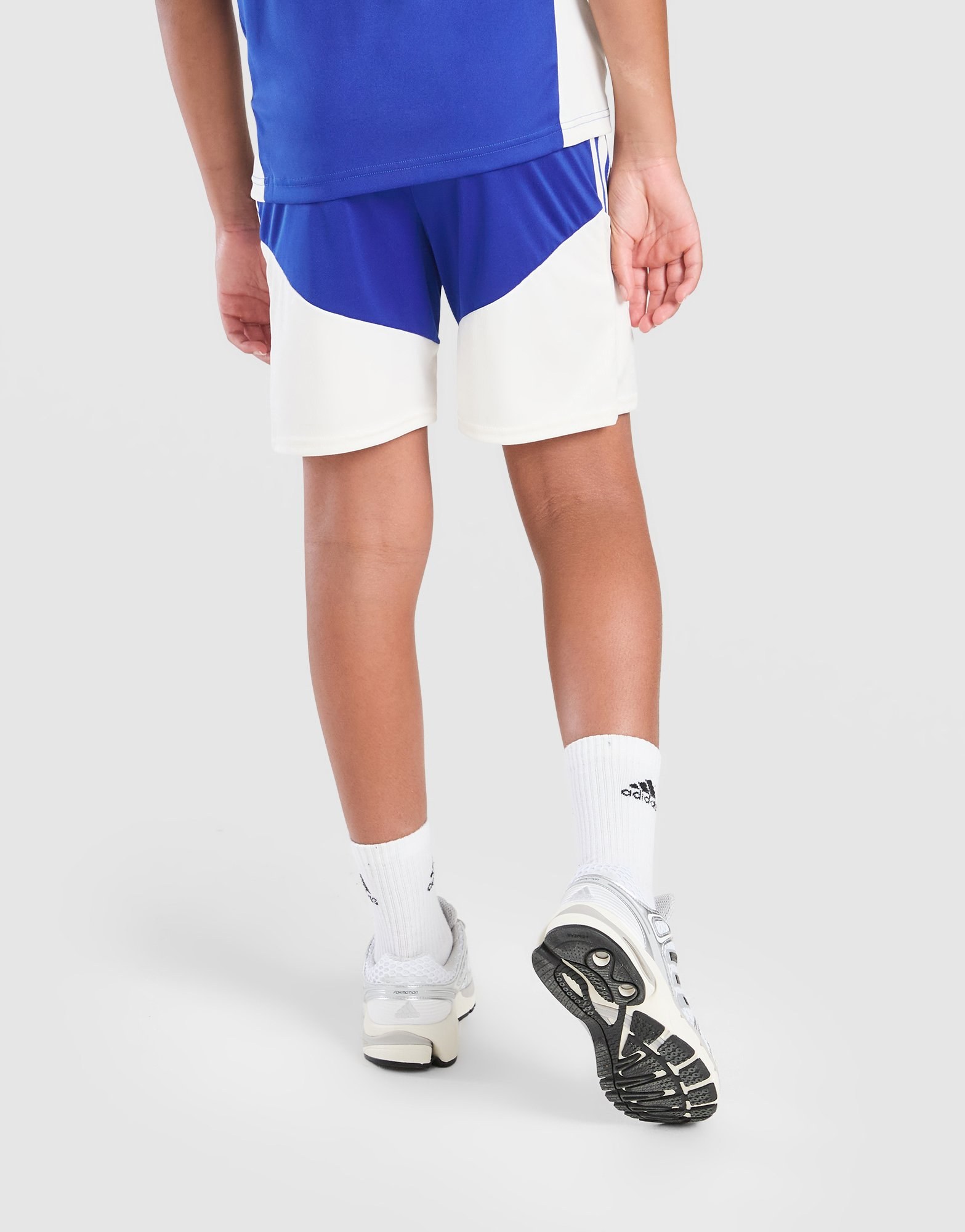 adidas Juventus Tiro 26 Training Shorts Junior