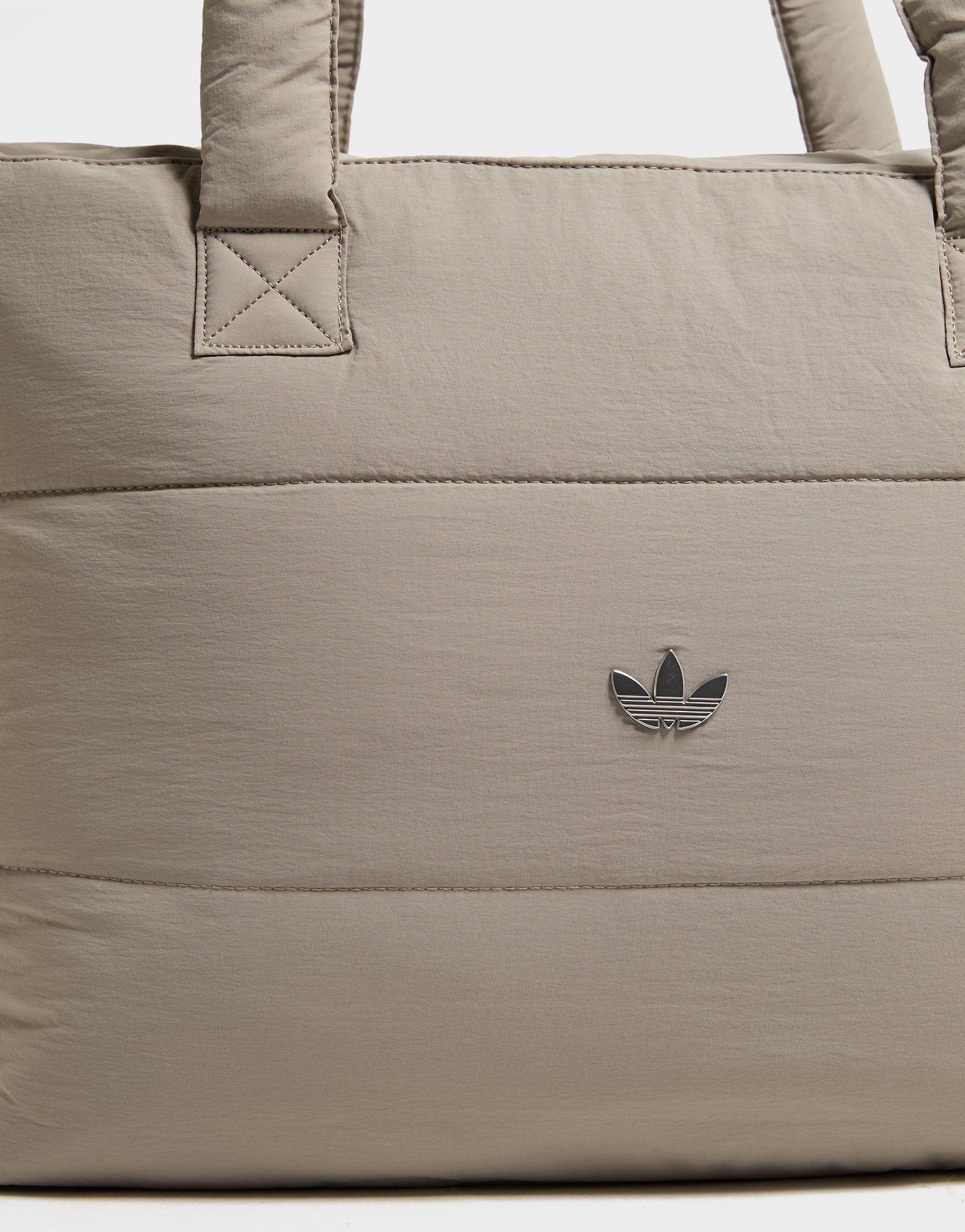 adidas Originals Quilted Nylon Metallic Trefoil Tragetasche