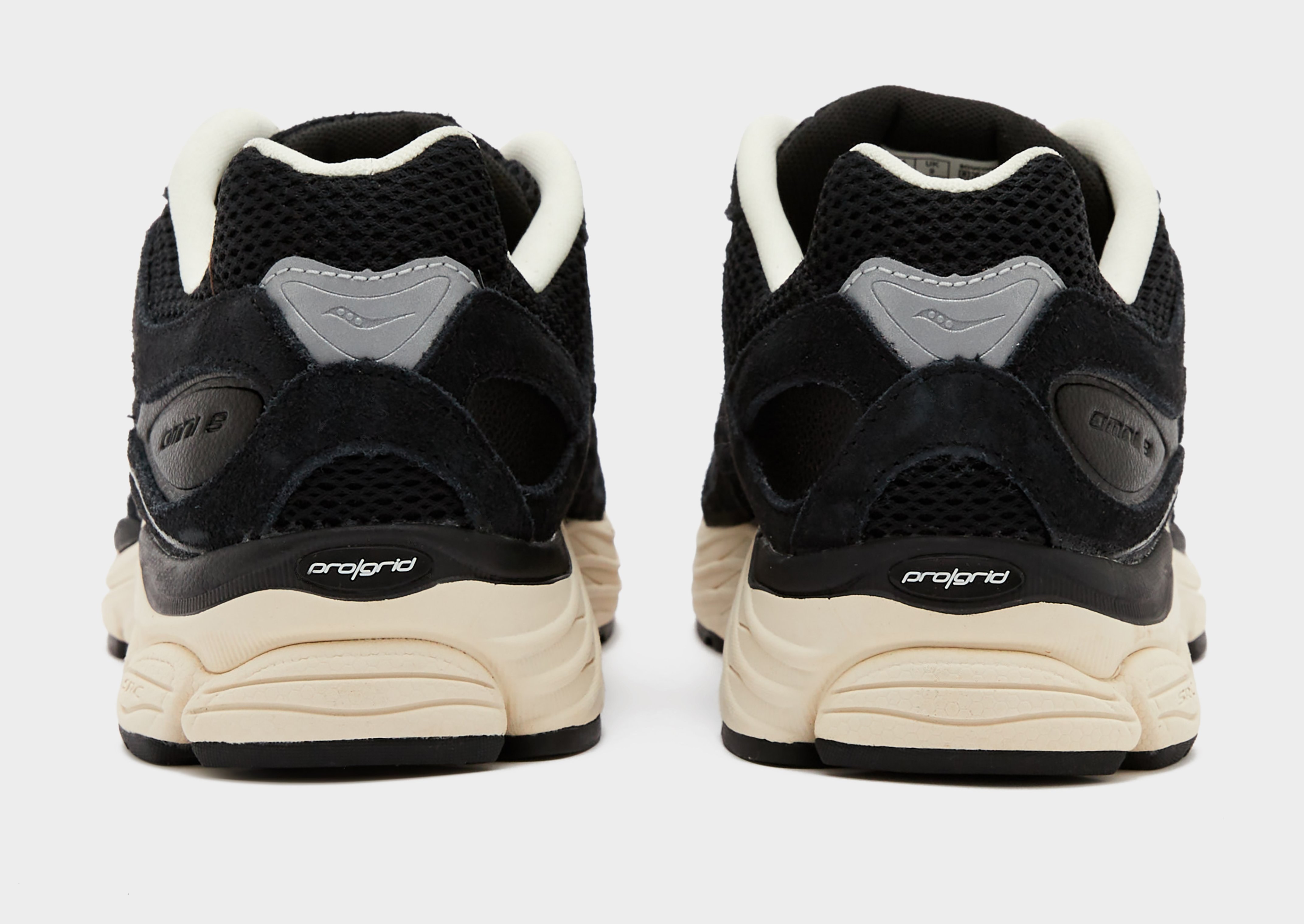 Saucony ProGrid Omni 9 Premium
