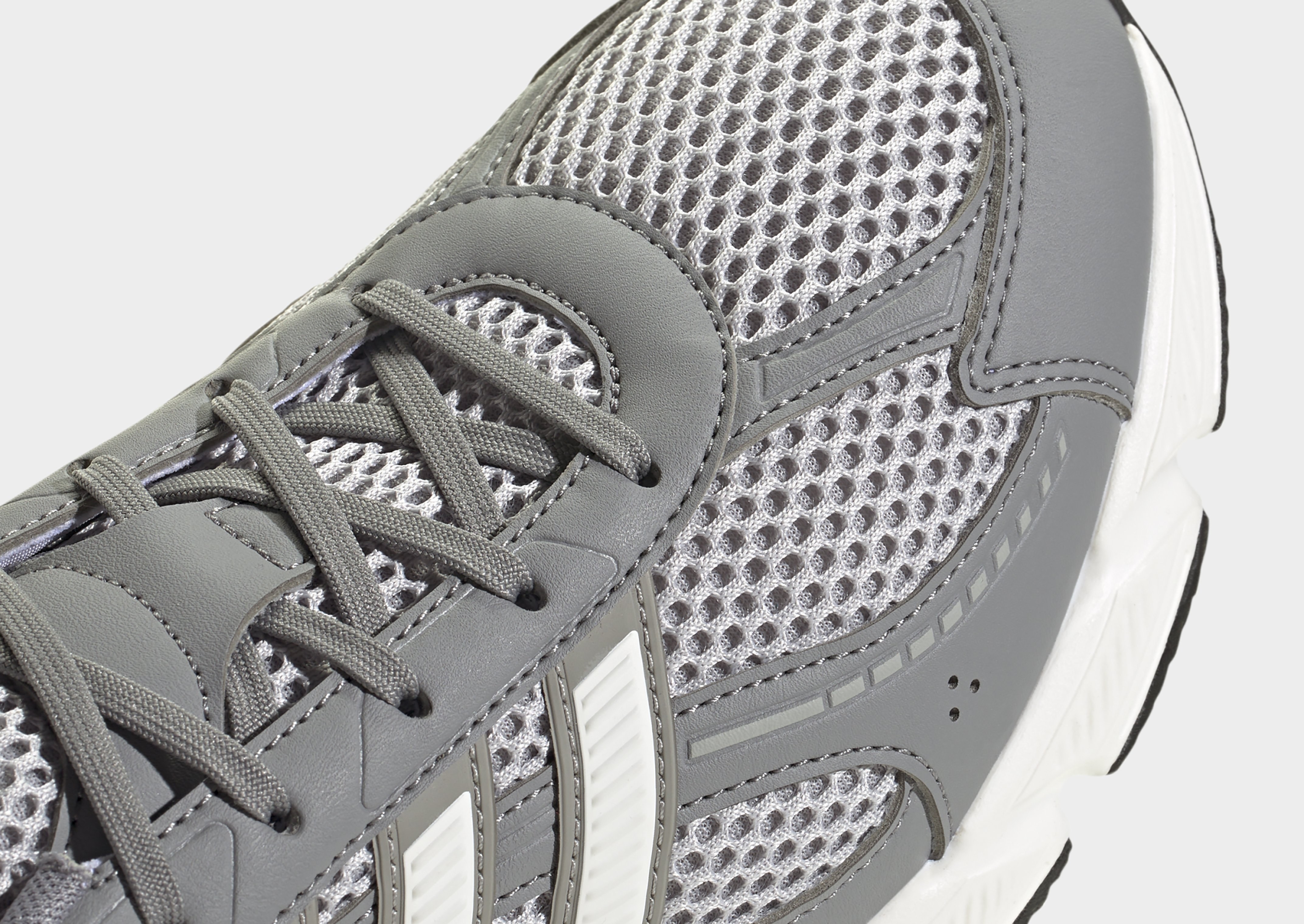 adidas Technochaos 2000 Schuh