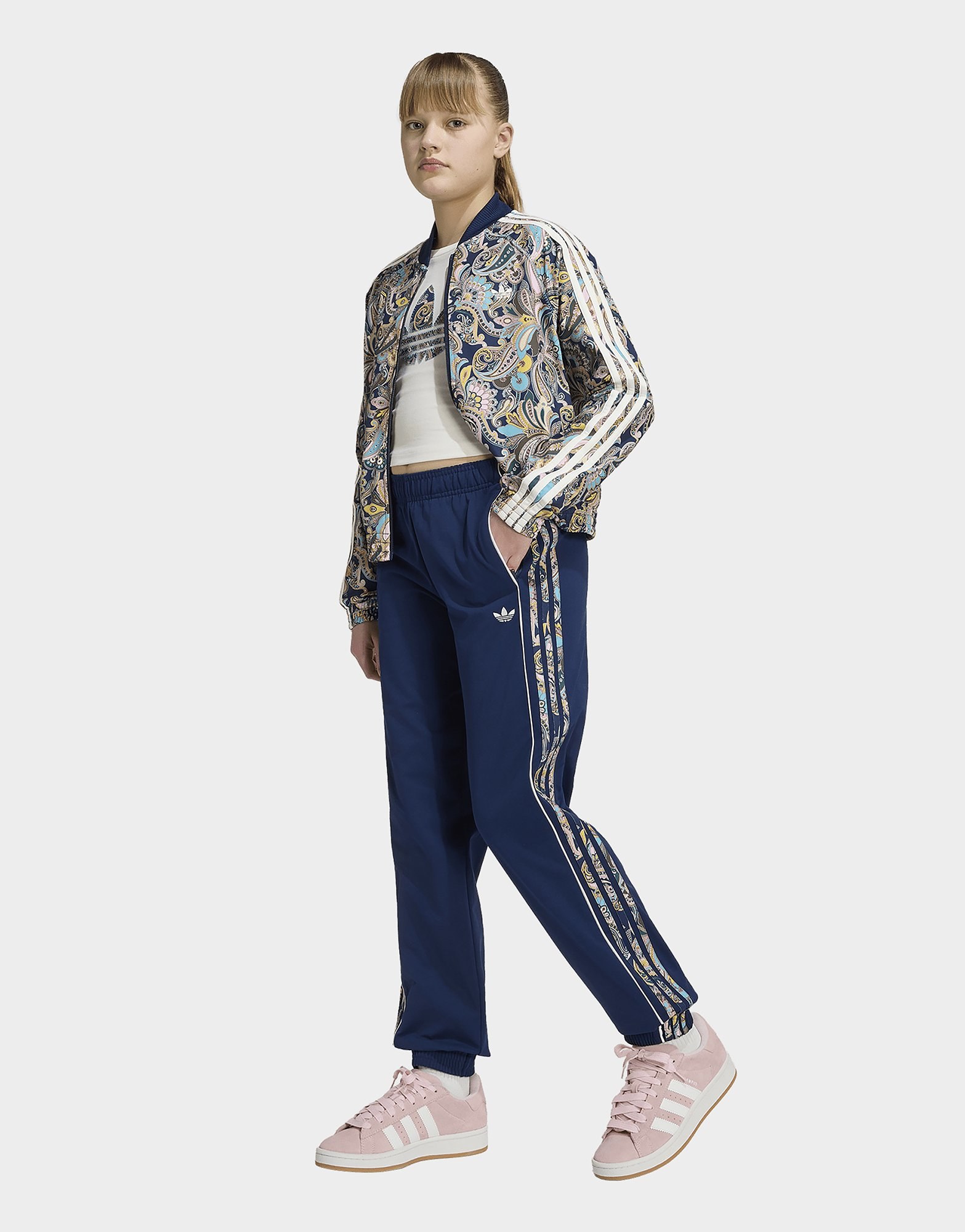 adidas Sst Paisley Originals Jacke, Locker Und Kürzer Geschnitten