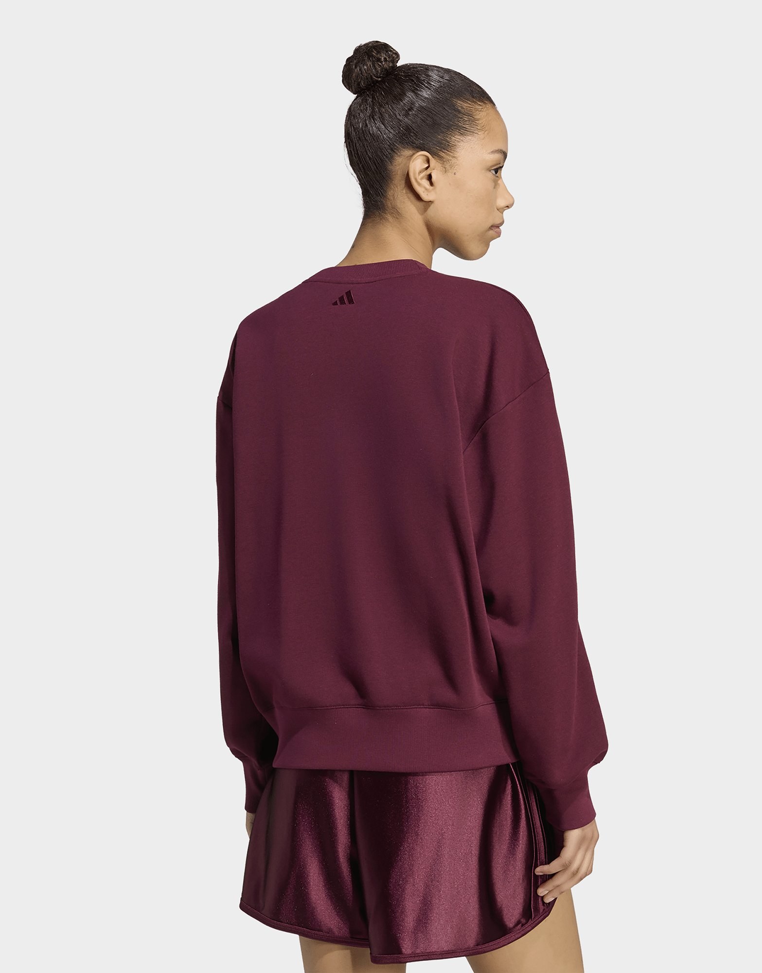 adidas Seasonal Essentials Satin-sweatshirt, V-ausschnitt
