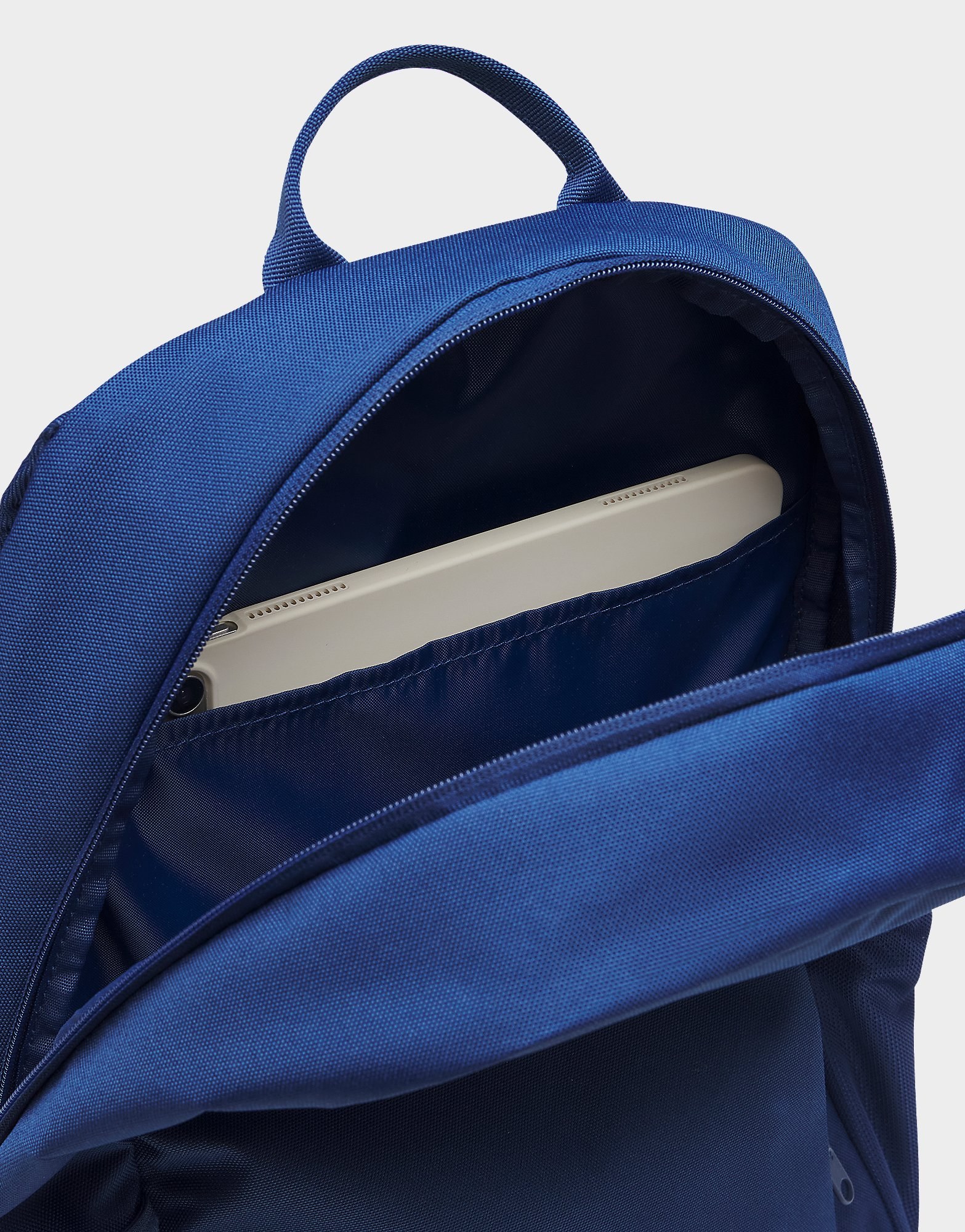 Under Armour Essential Halftime Rucksack
