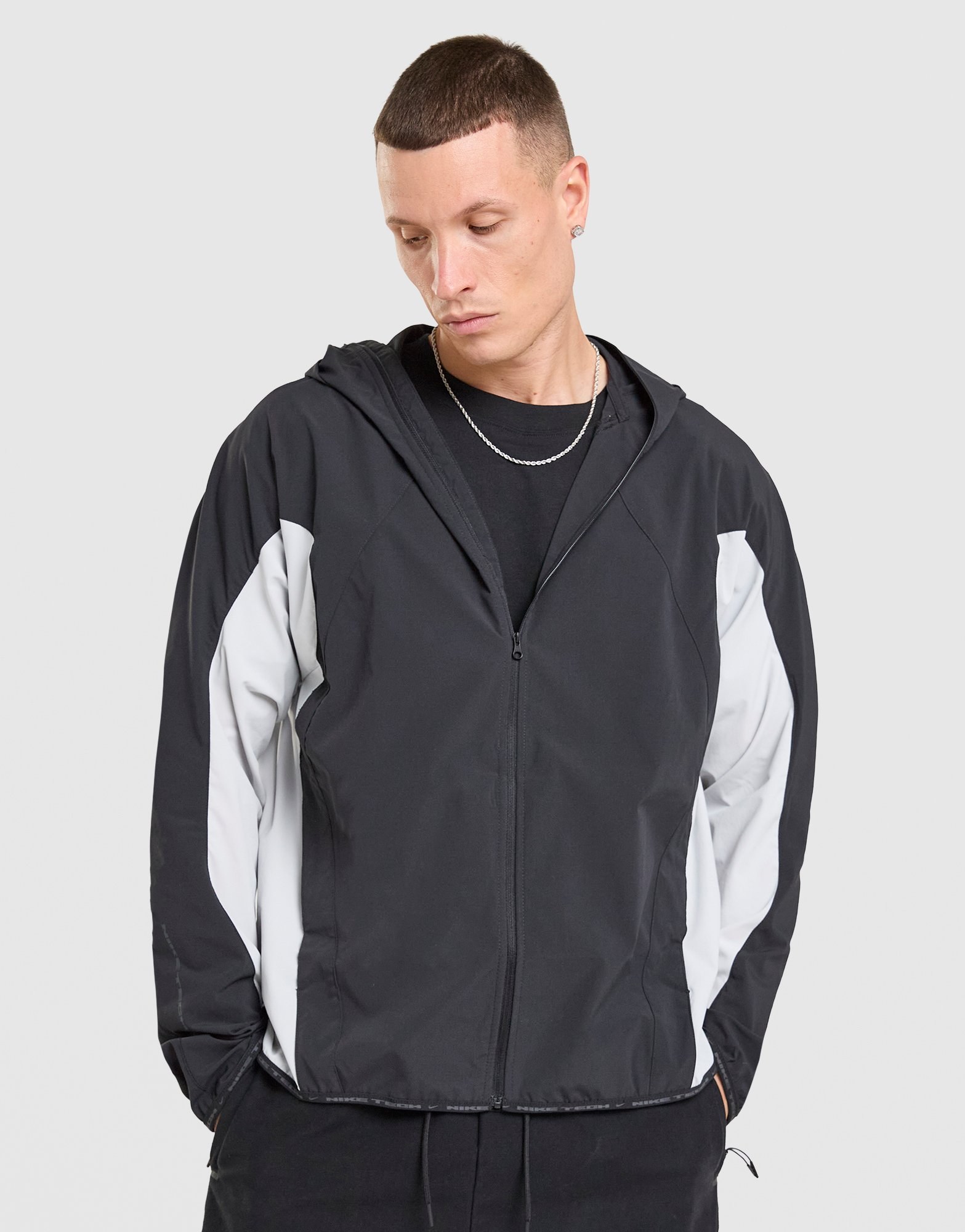 Nike Tech Sun Shell Jacket