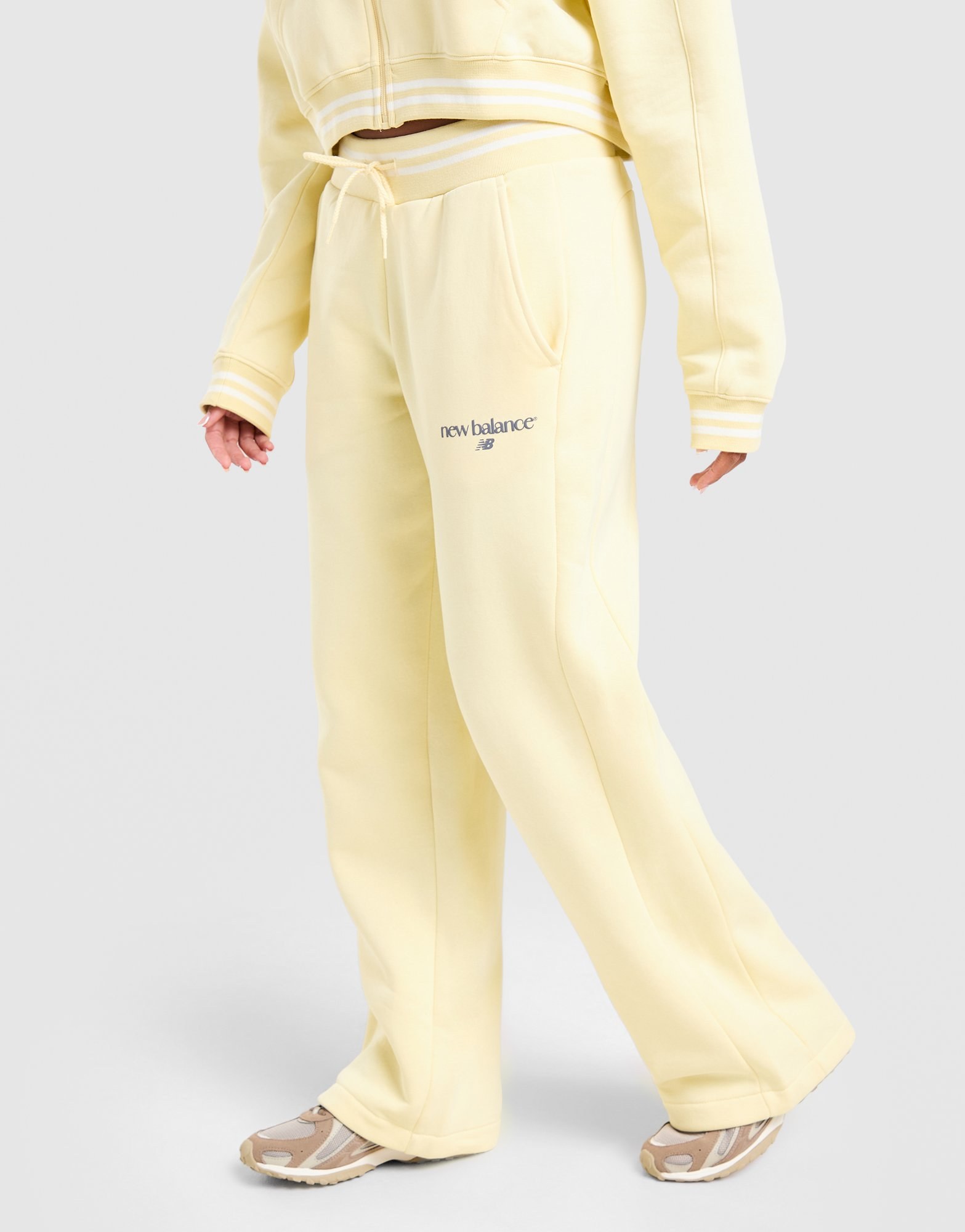 New Balance Ribbed Wide Leg Jogginghose