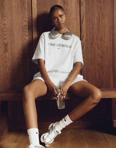 Nike Gym Life Swoosh Boxy T-Shirt