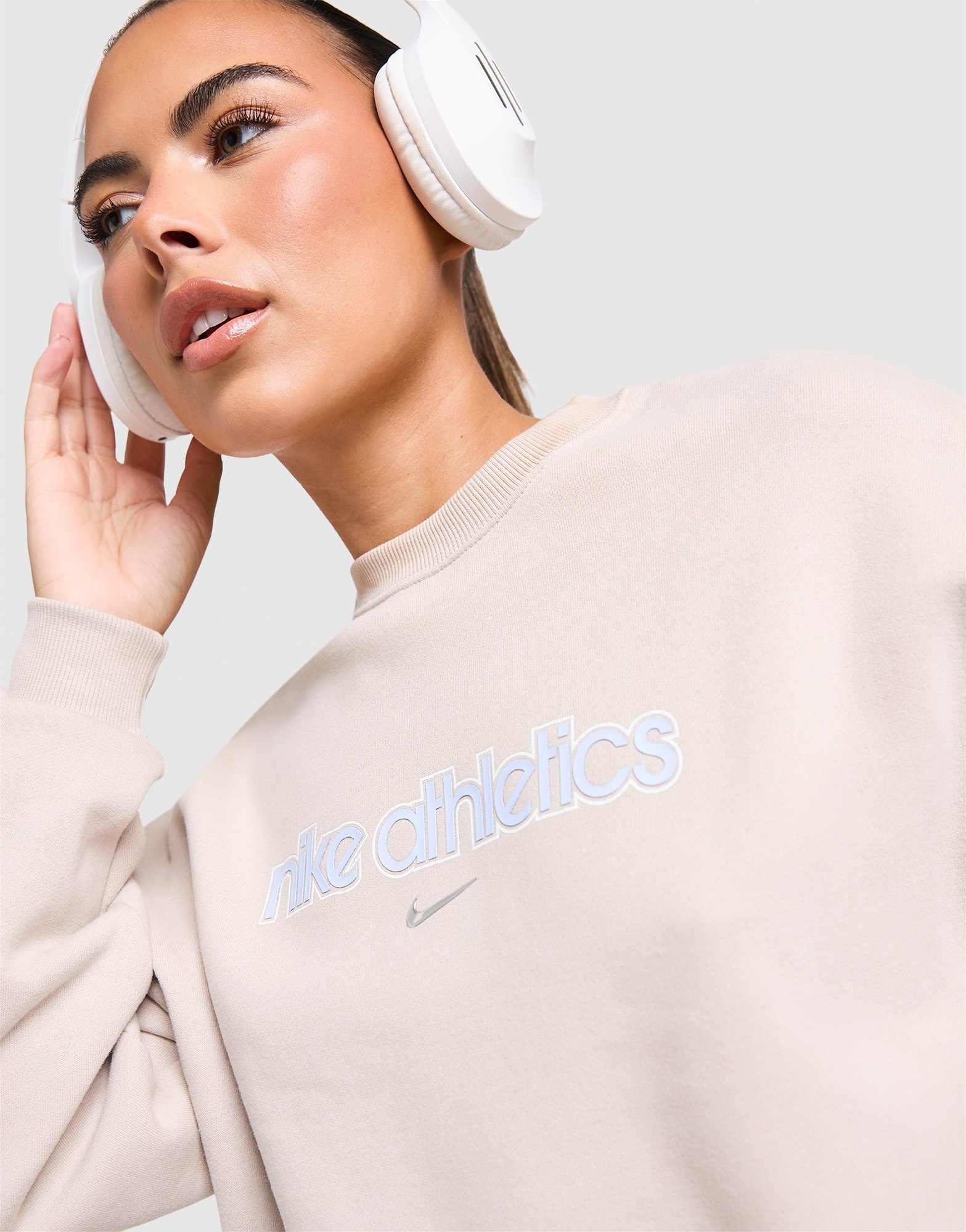 Nike Gym Life Swoosh Oversized Crew Sweatshirt