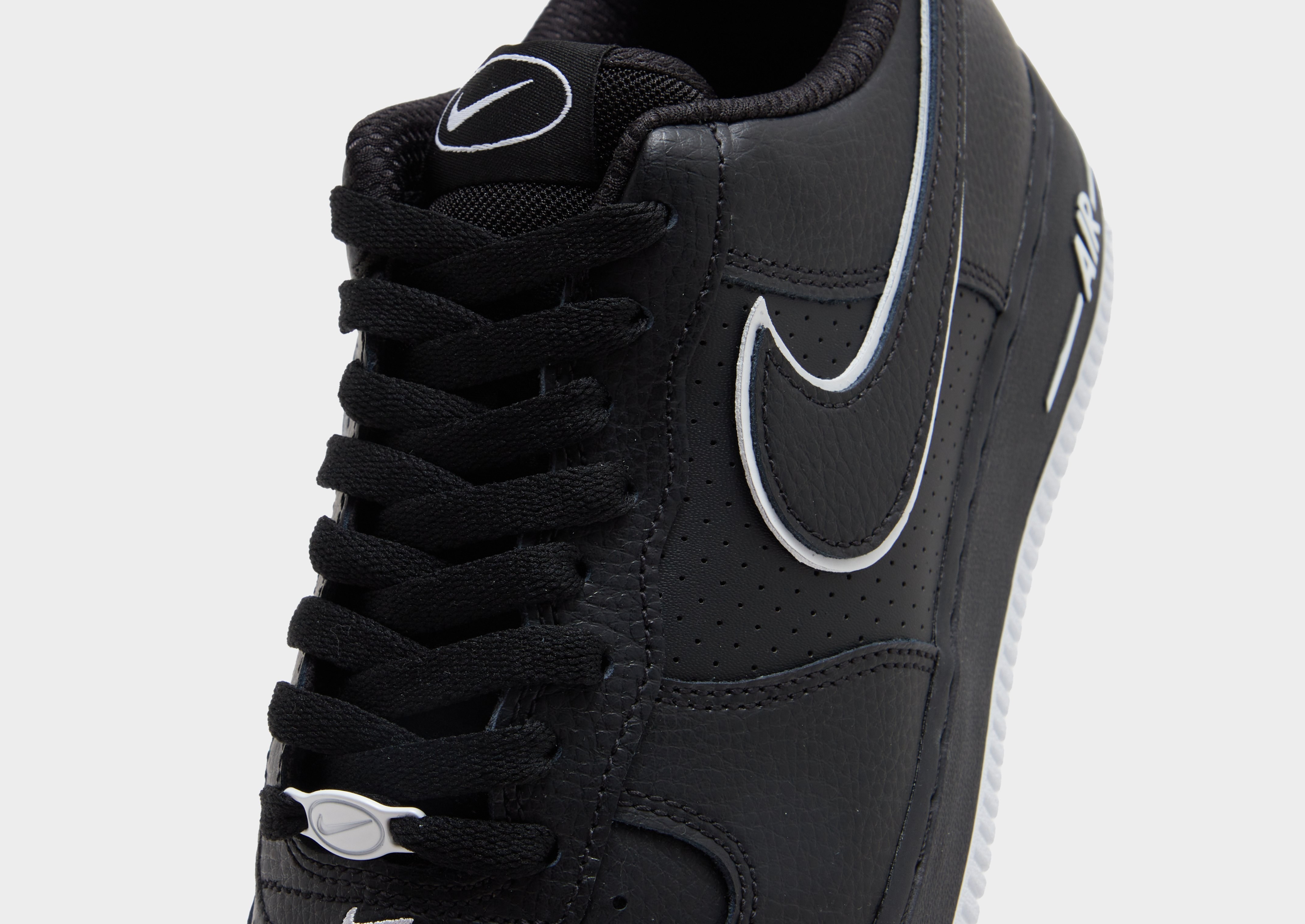 Nike Air Force 1 Low