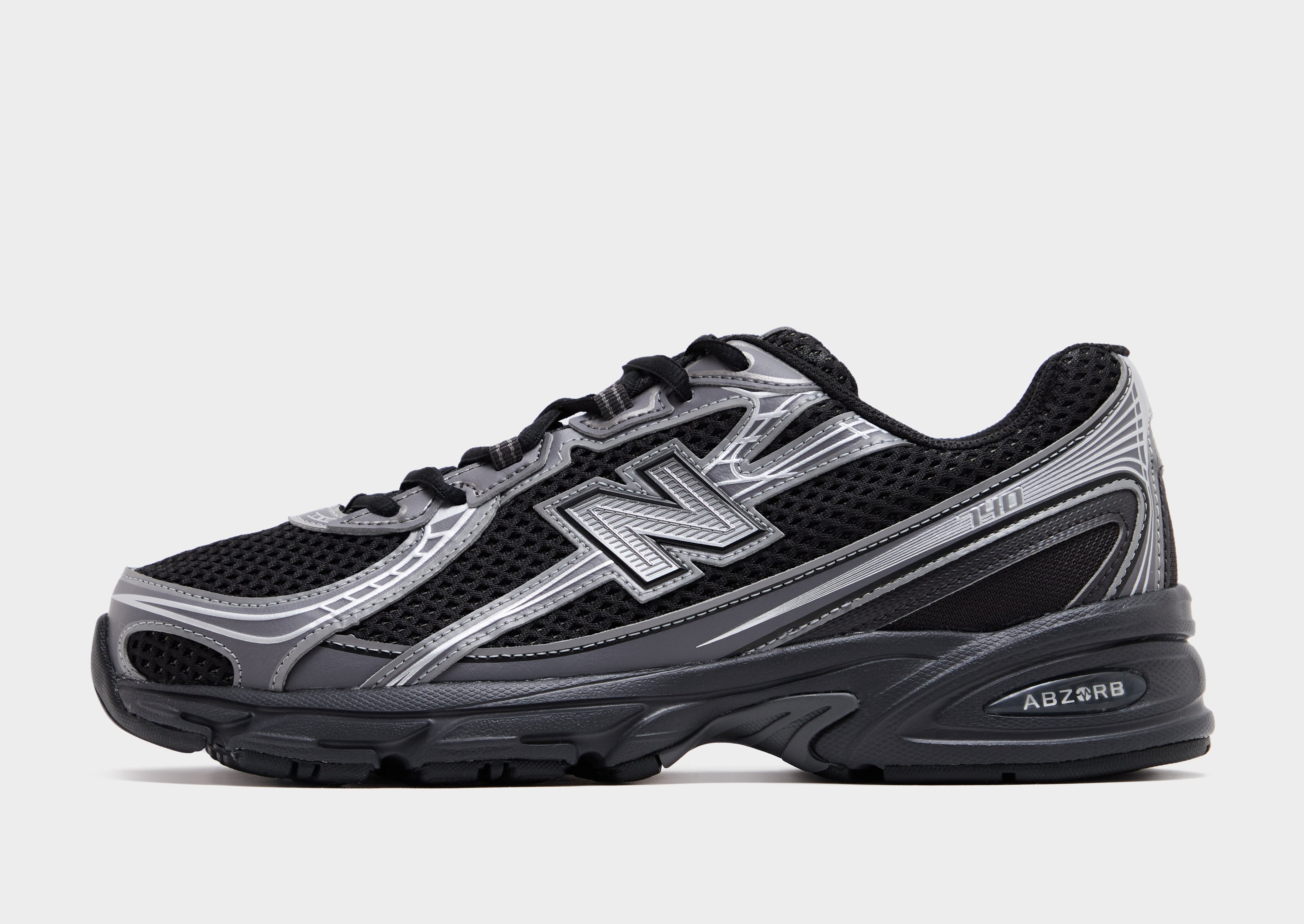 New Balance 740