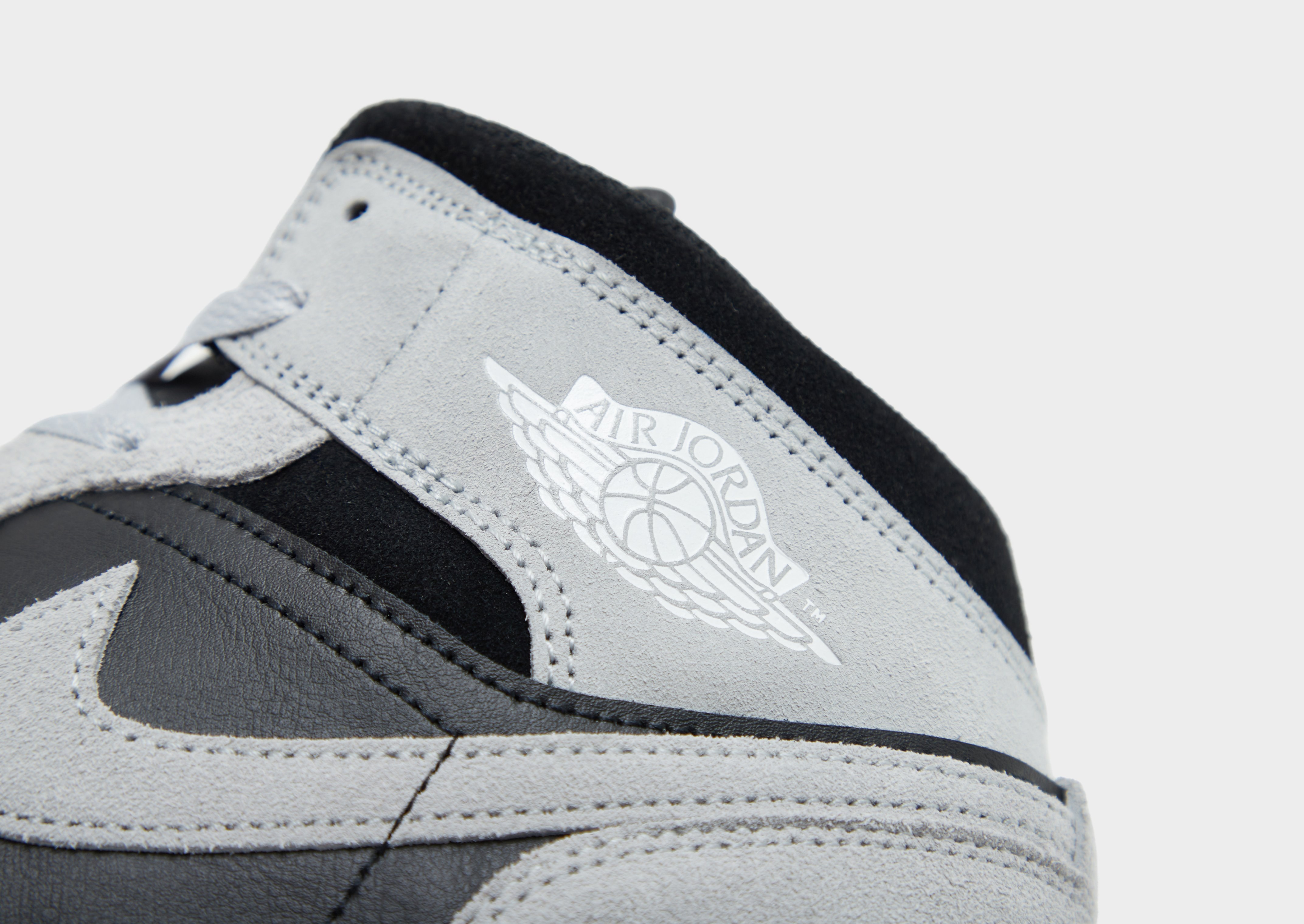 Jordan Air 1 Mid