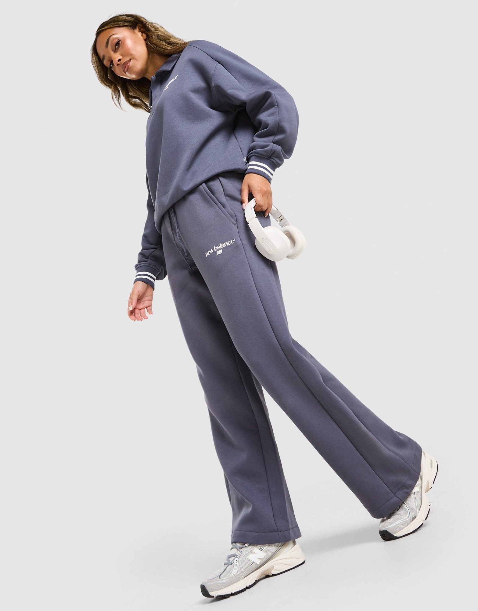 New Balance Ribbed Wide Leg Jogginghose