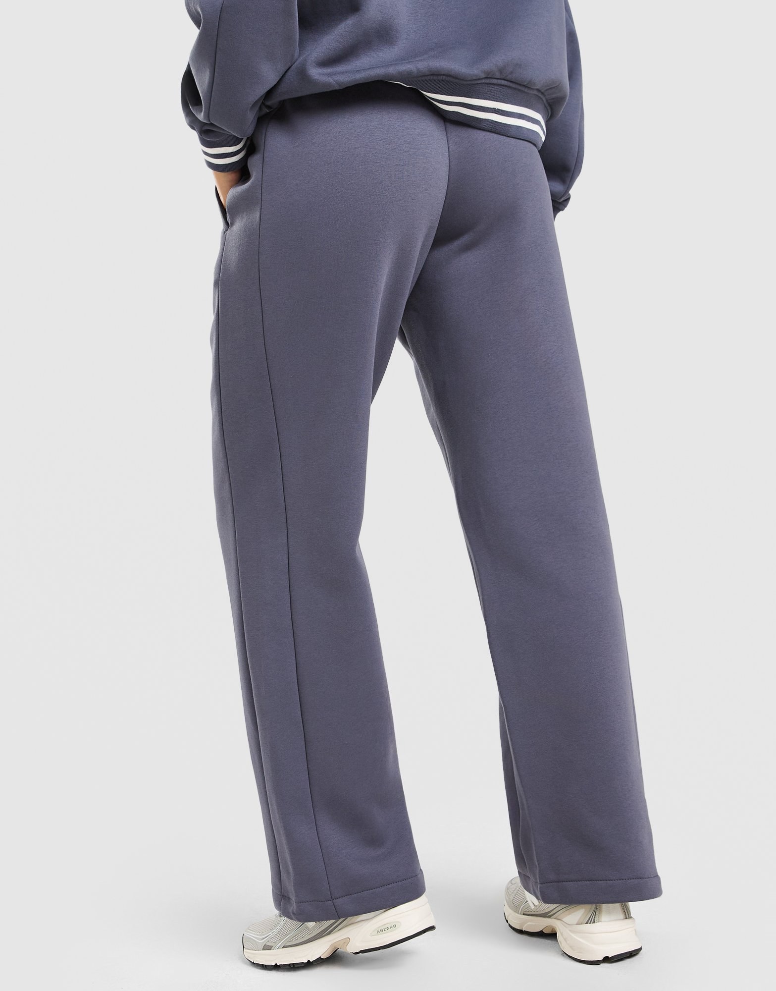 New Balance Ribbed Wide Leg Jogginghose