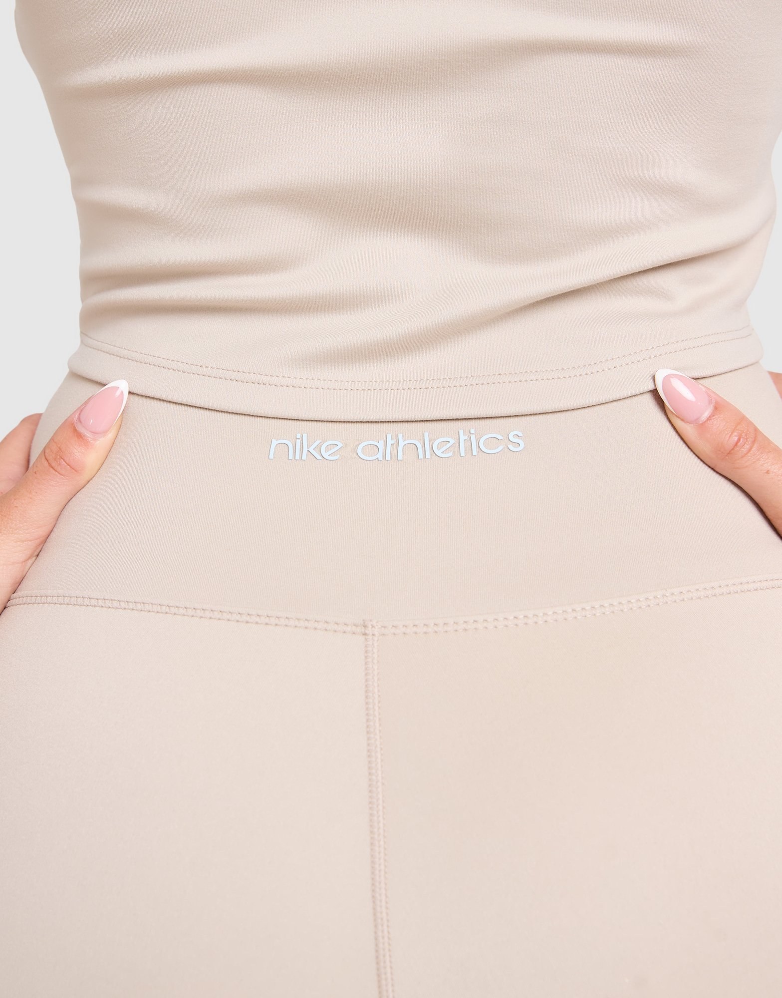 Nike Training Gym Life Swoosh V-Waist Leggings