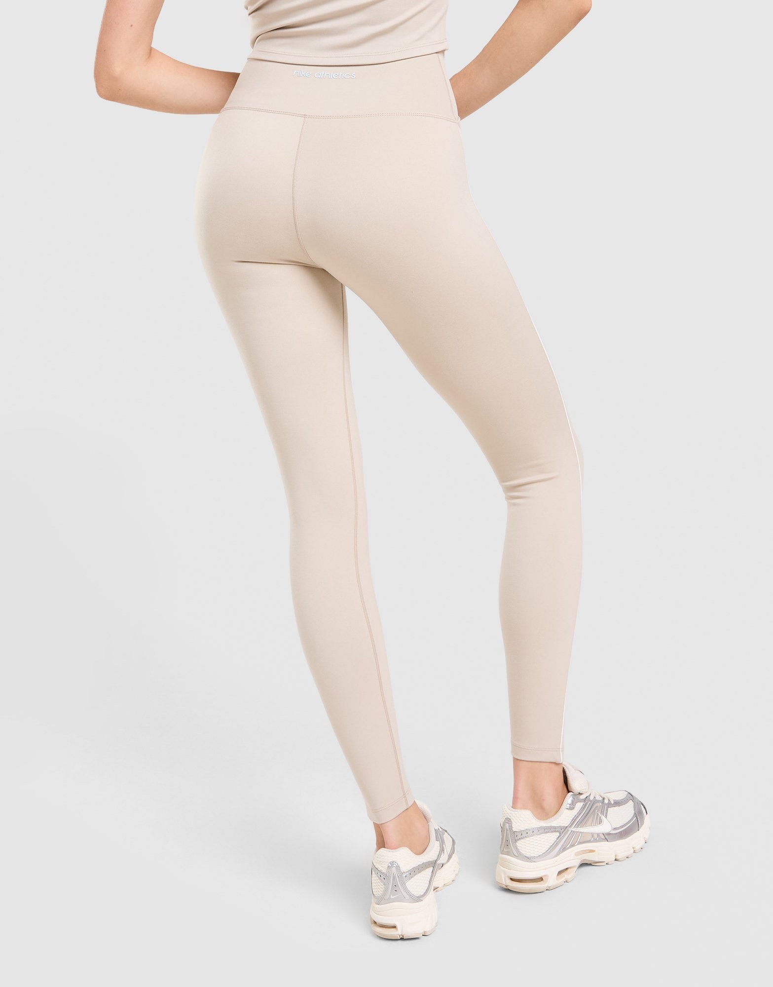 Nike Training Gym Life Swoosh V-Waist Leggings