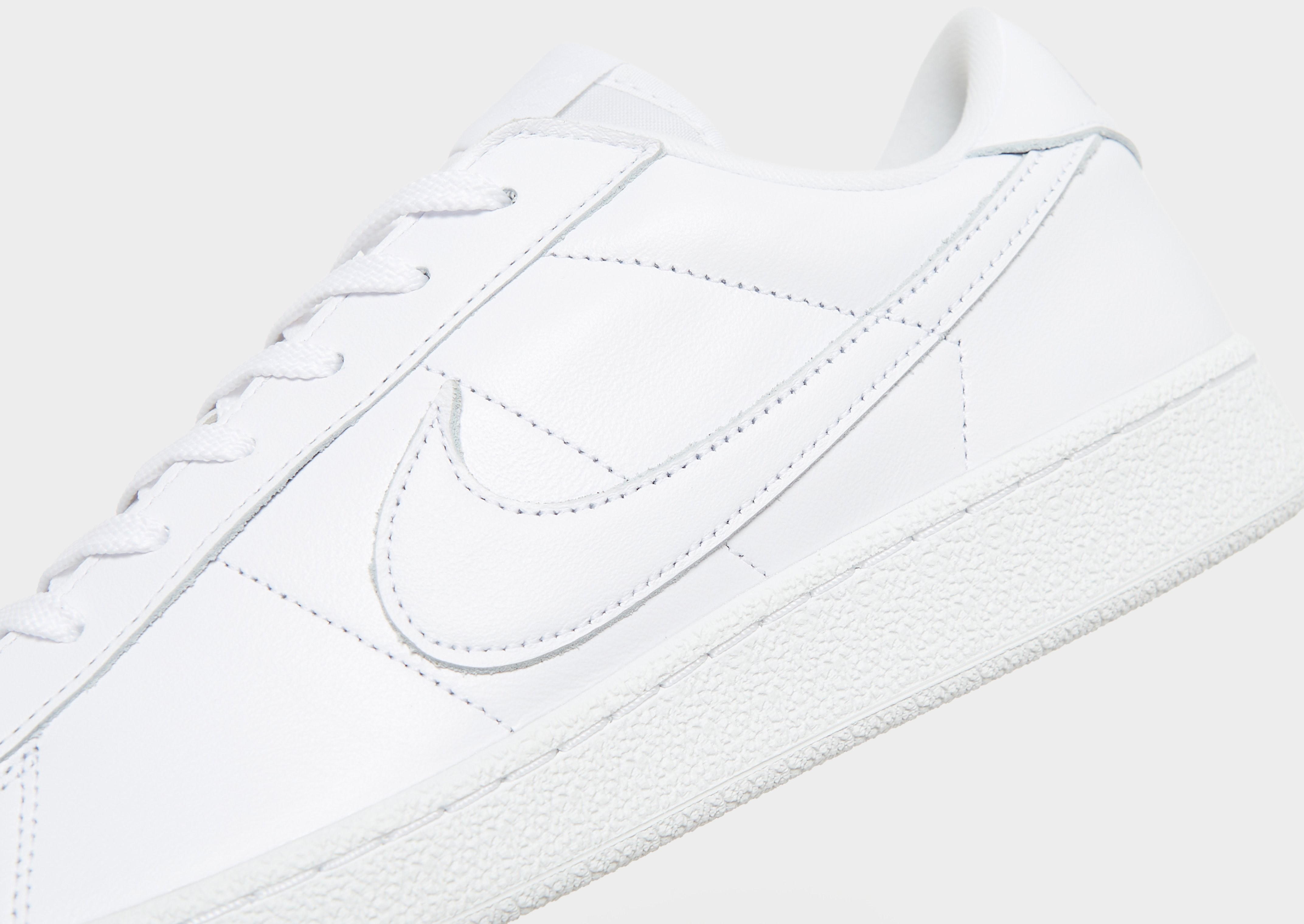 Nike Tennis Classic