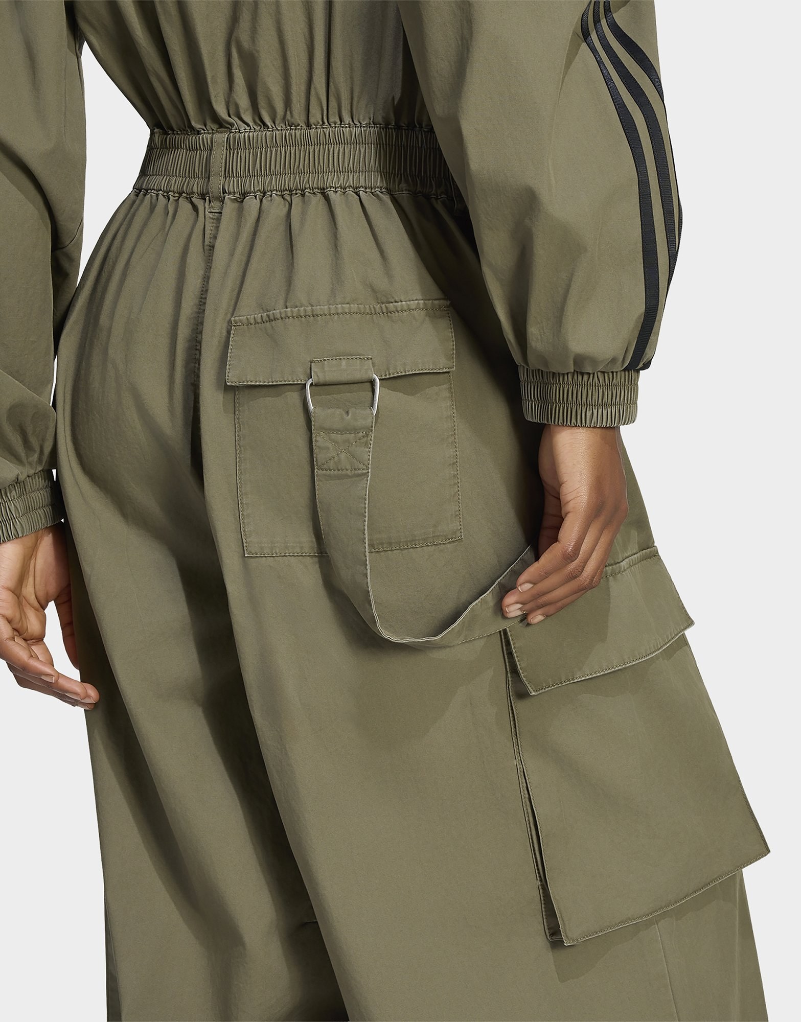 adidas JUMPSUIT, LOCKERER SCHNITT